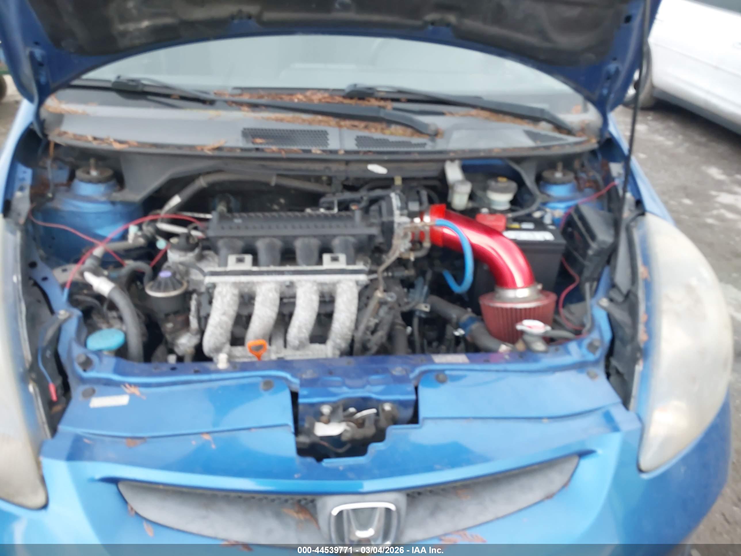 HONDA FIT image 10