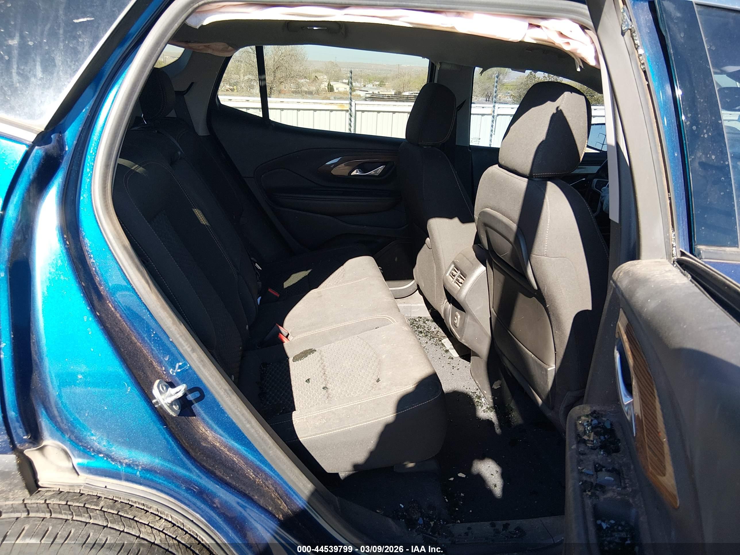 GMC TERRAIN image 8
