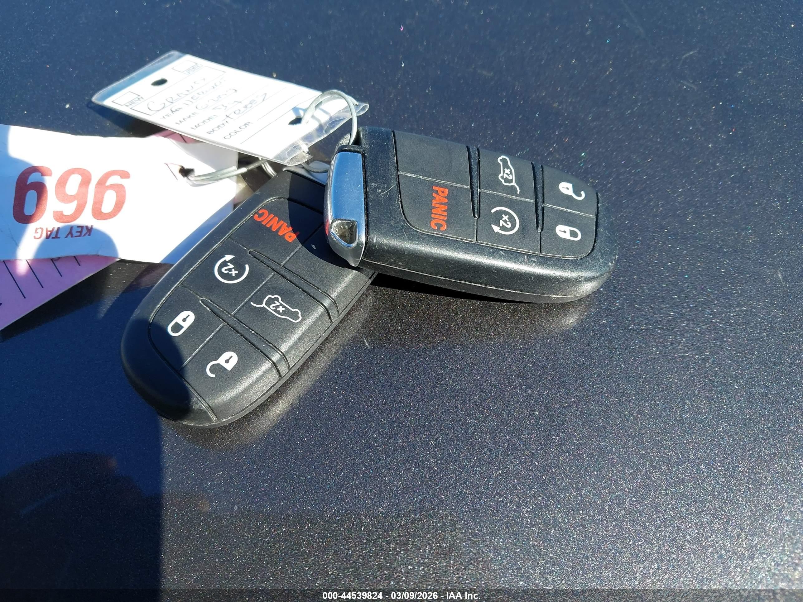 JEEP GRAND image 11