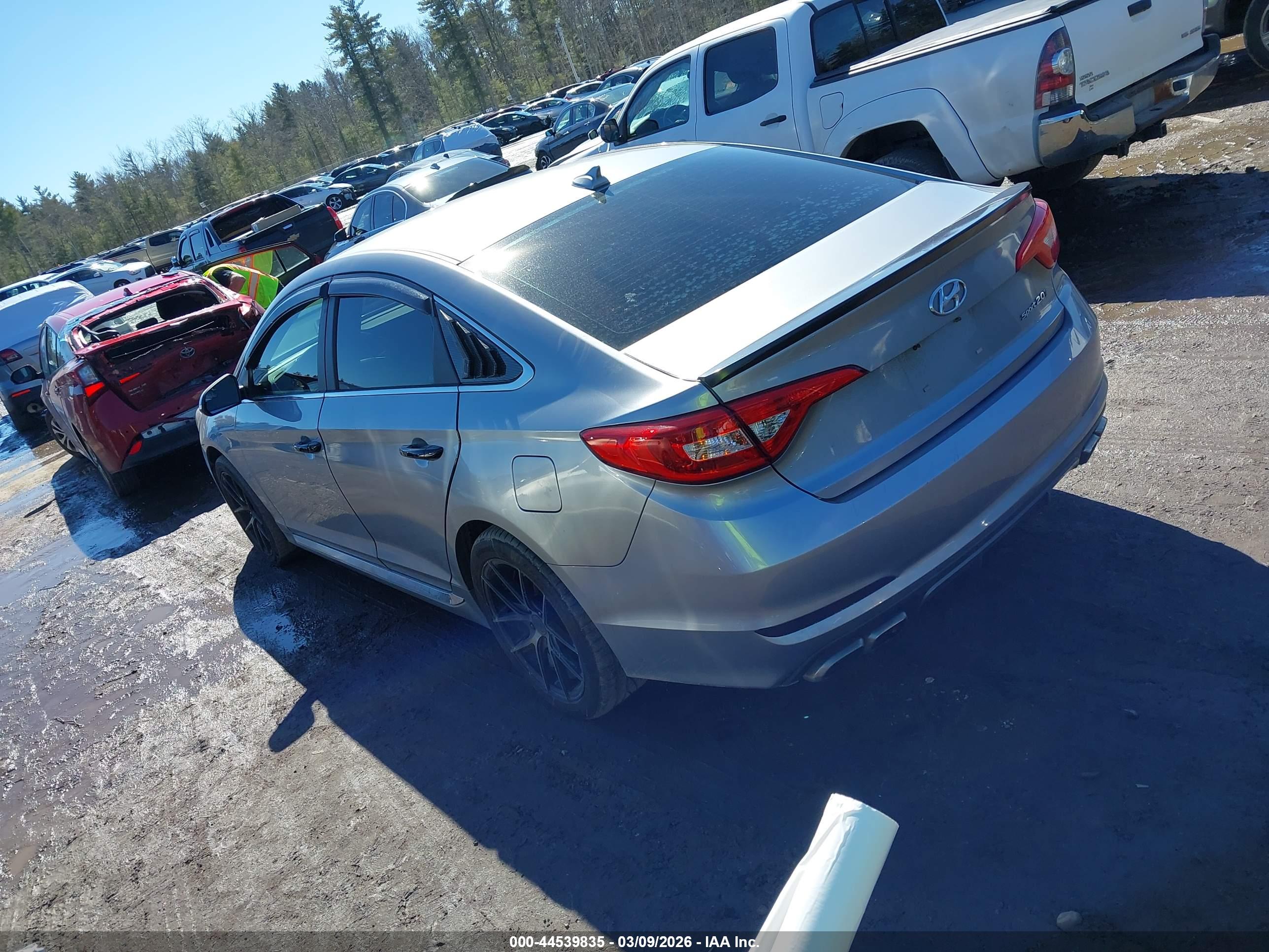 HYUNDAI SONATA image 3