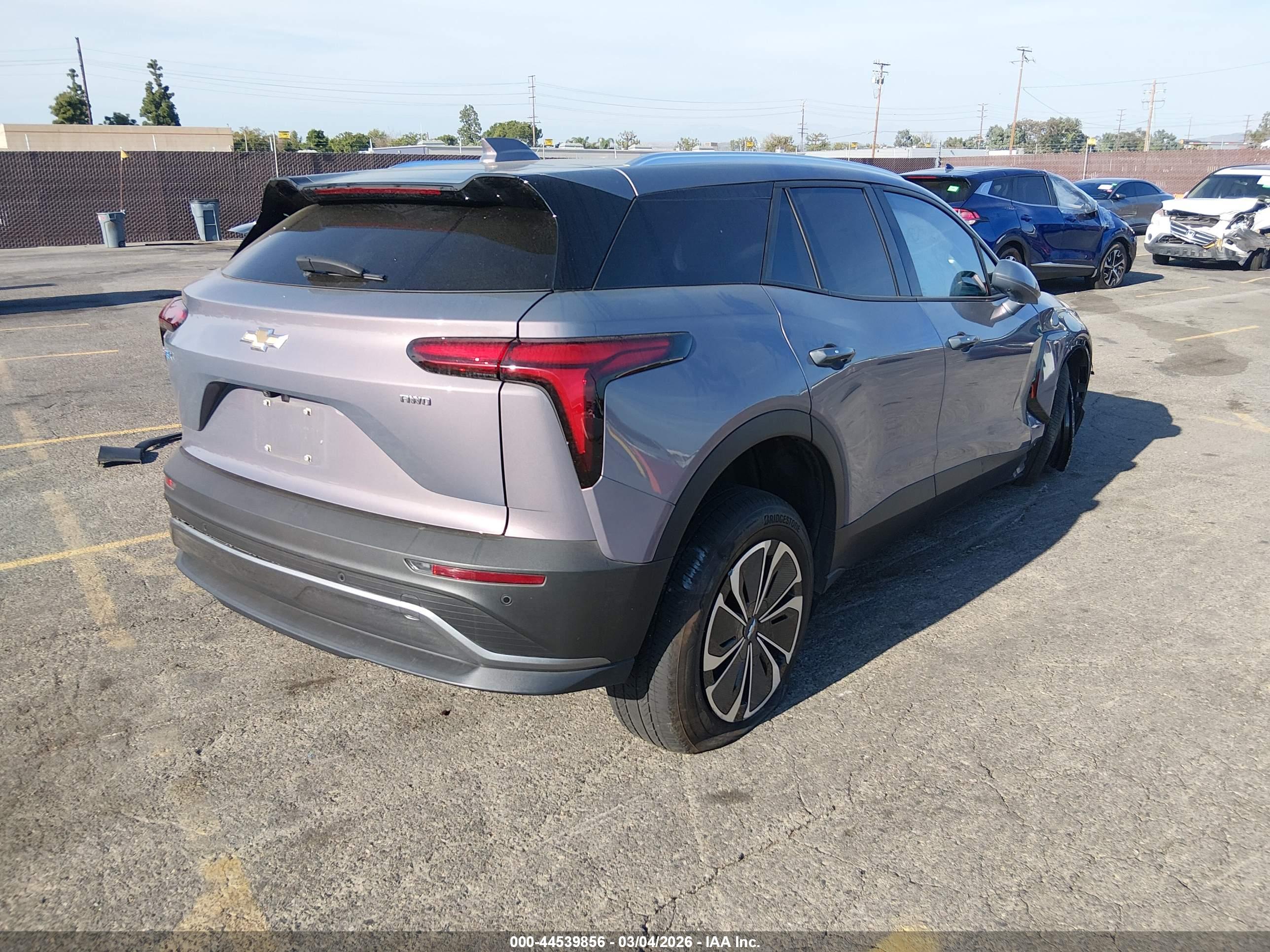 CHEVROLET BLAZER image 4