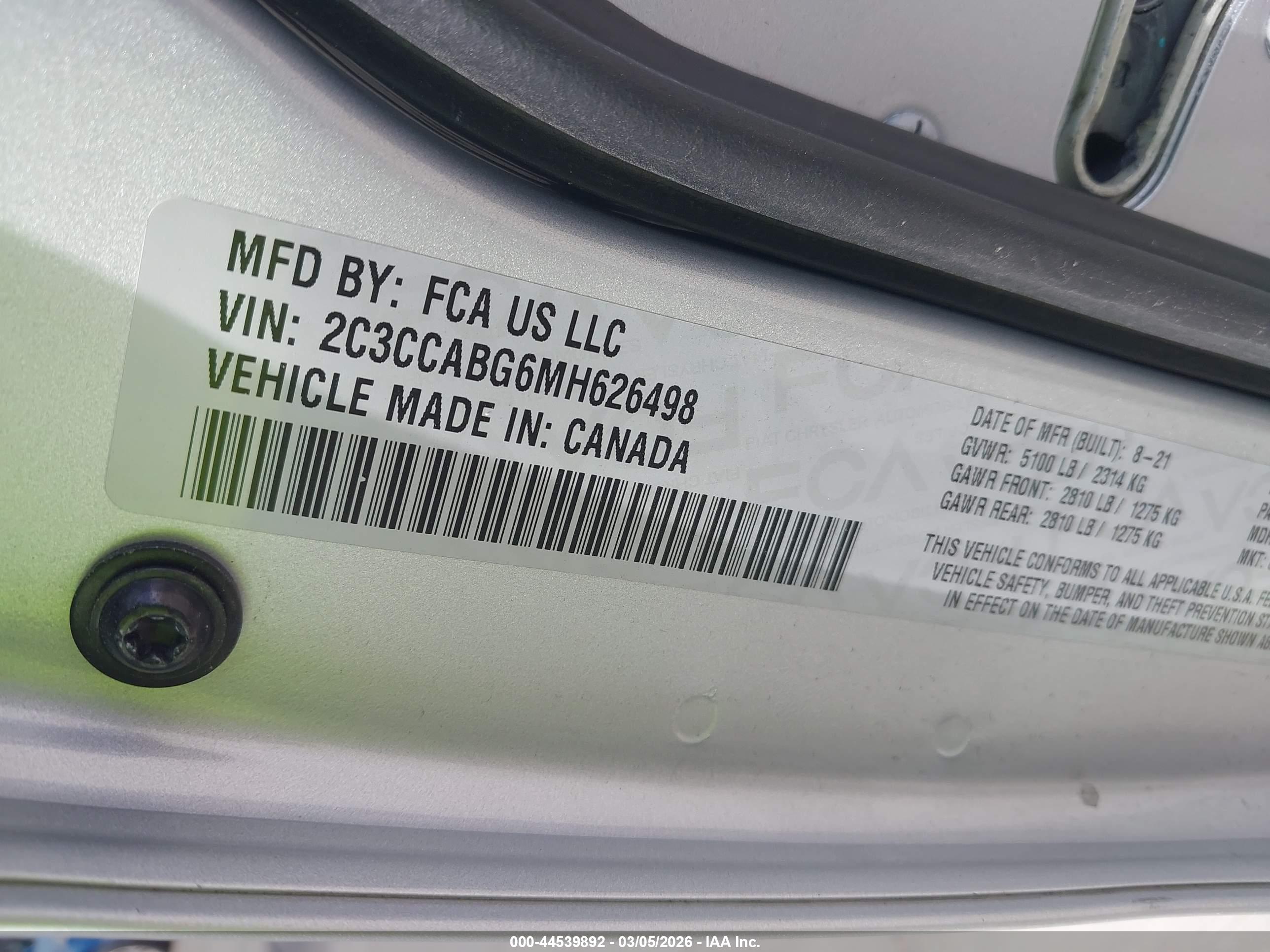 CHRYSLER 300 image 9