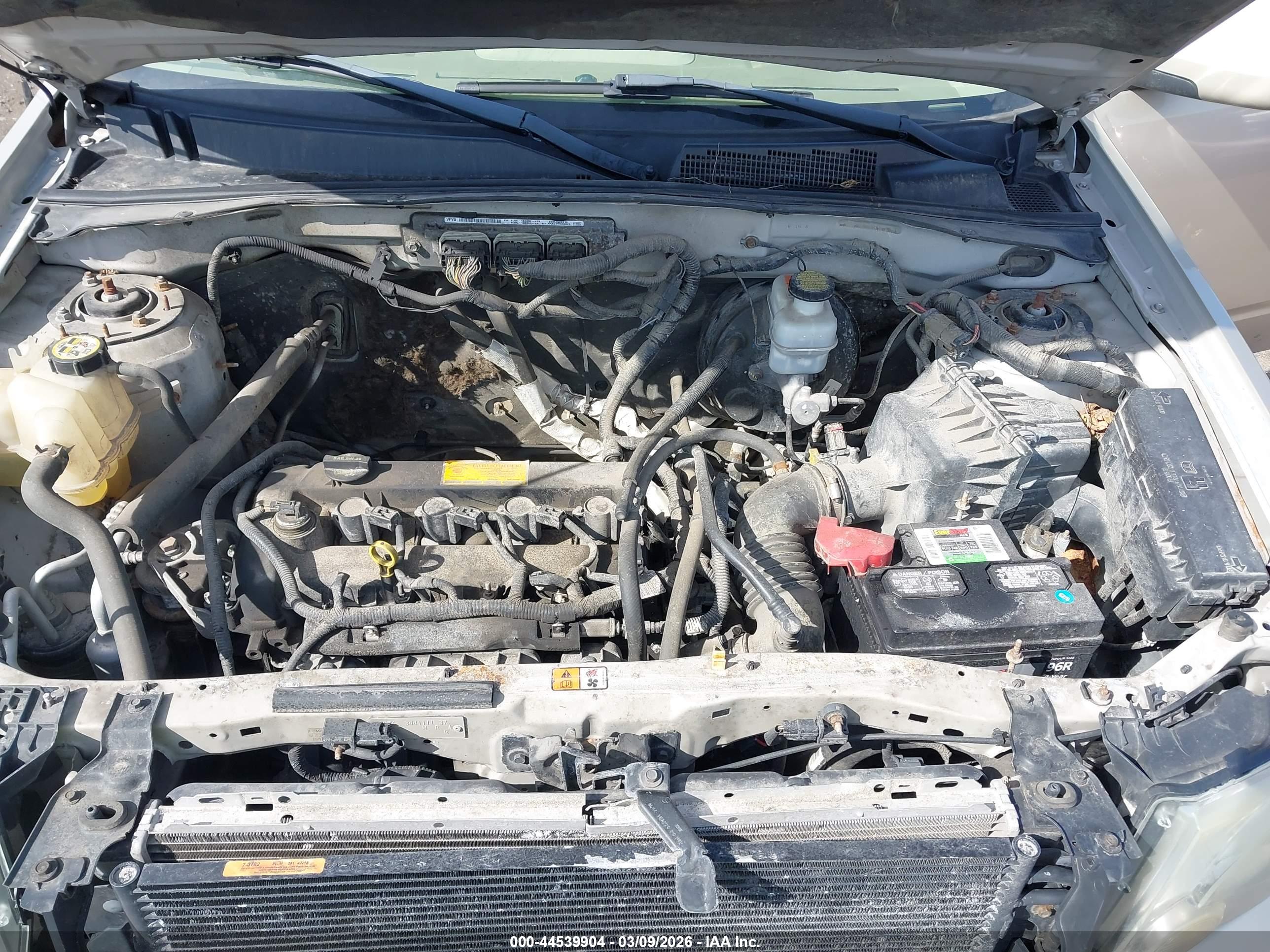FORD ESCAPE image 10