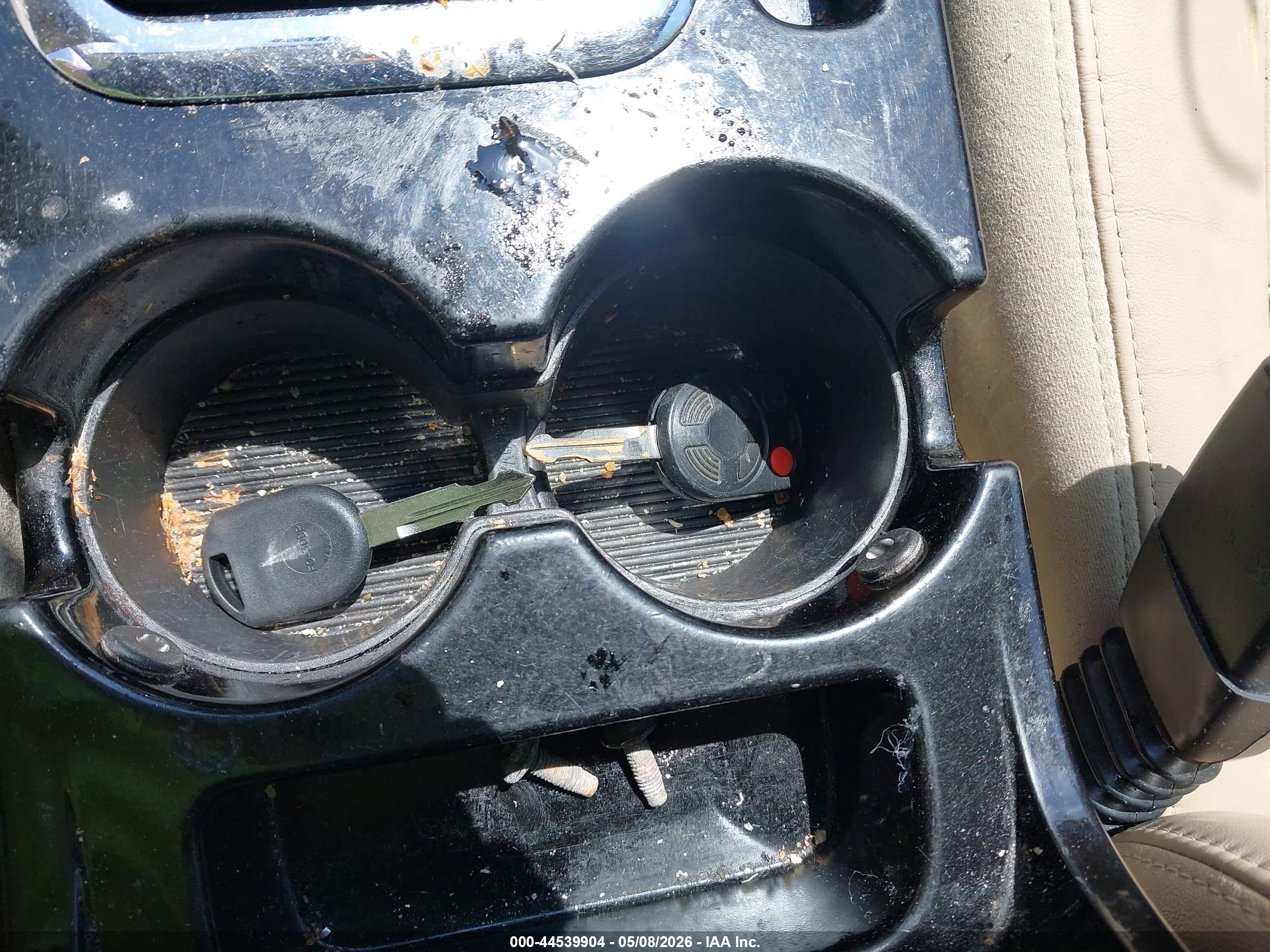 FORD ESCAPE image 11