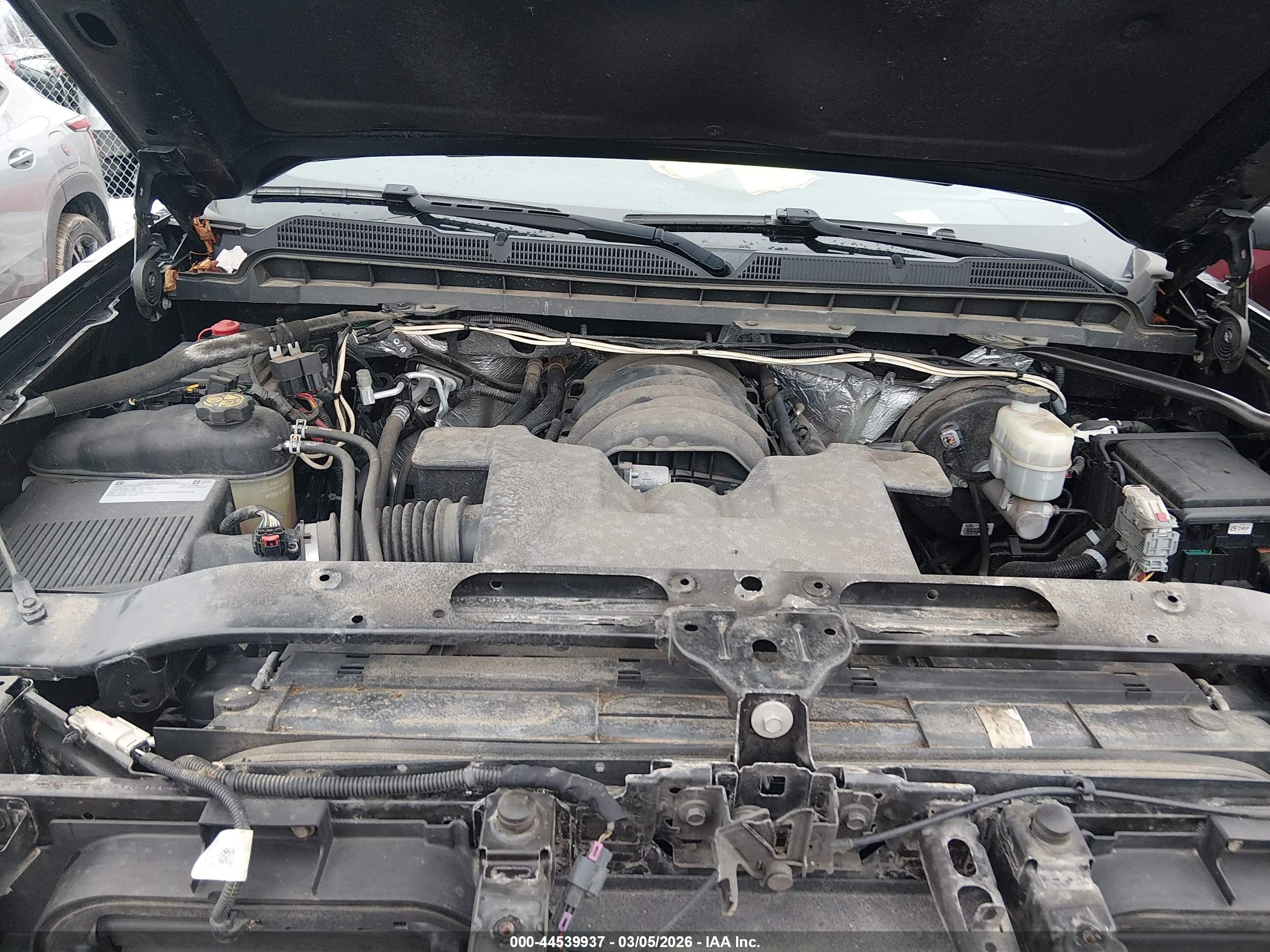 CHEVROLET SILVERADO image 10