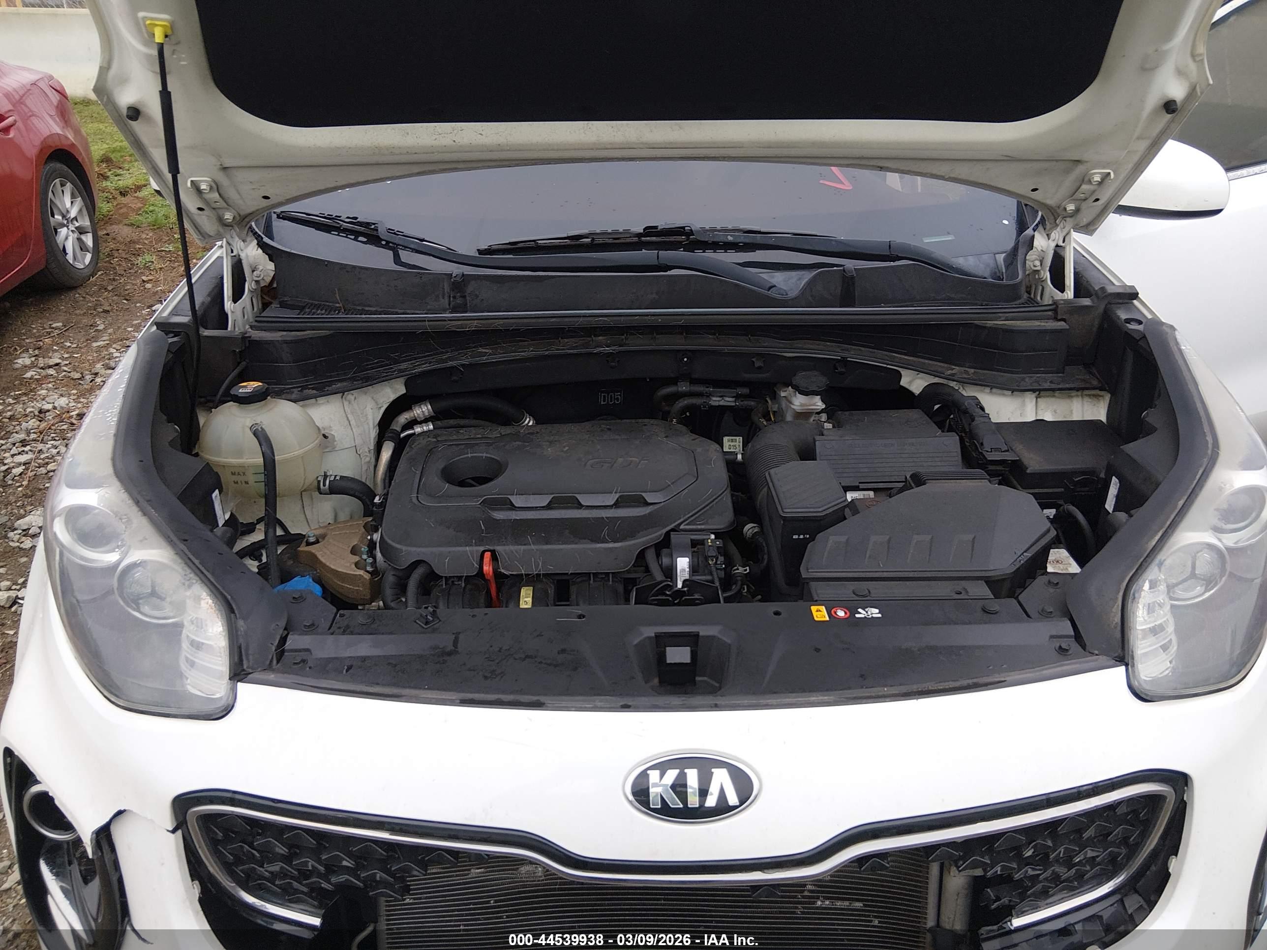 KIA SPORTAGE image 10