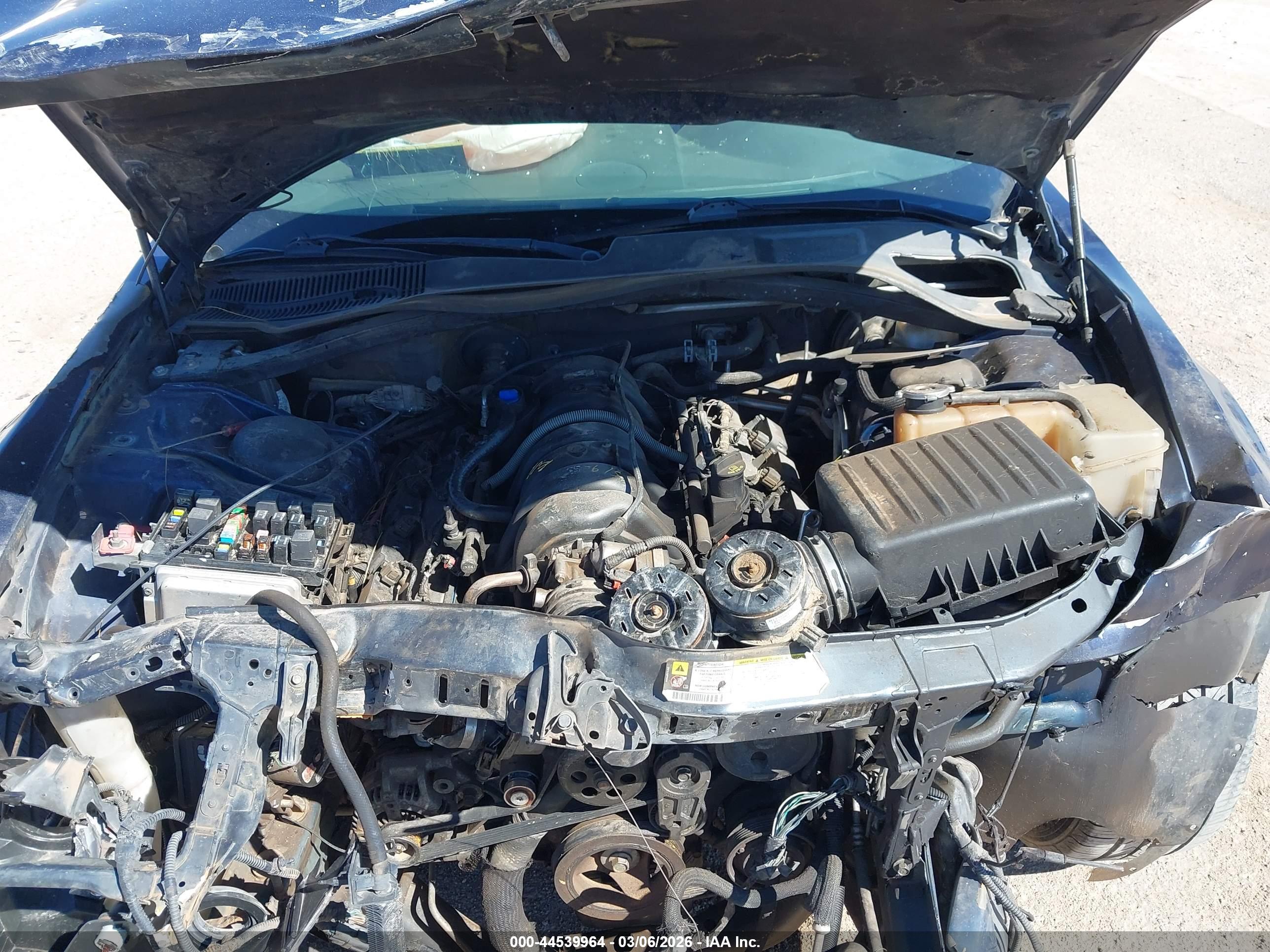 CHRYSLER 300C image 10