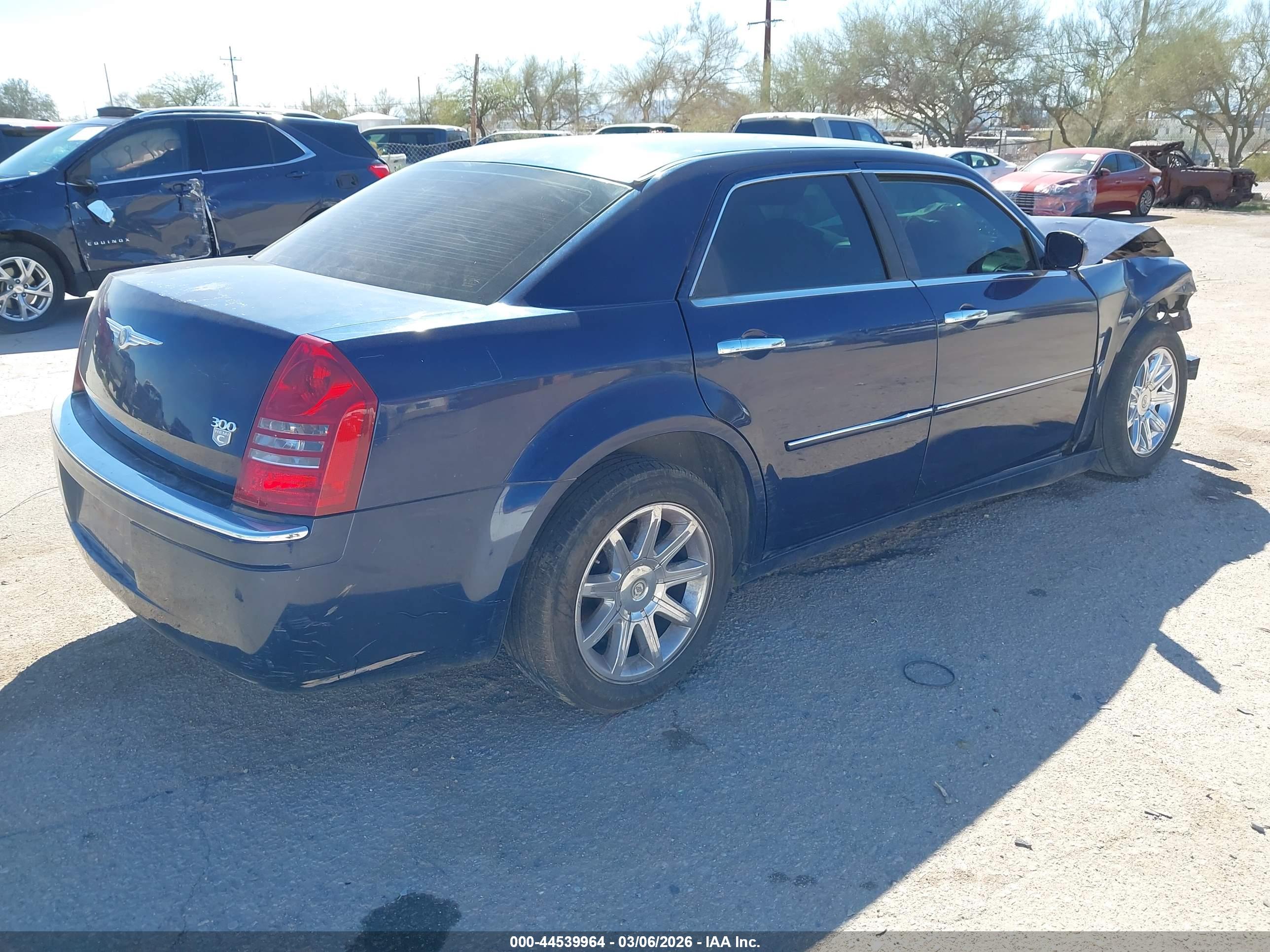 CHRYSLER 300C image 4