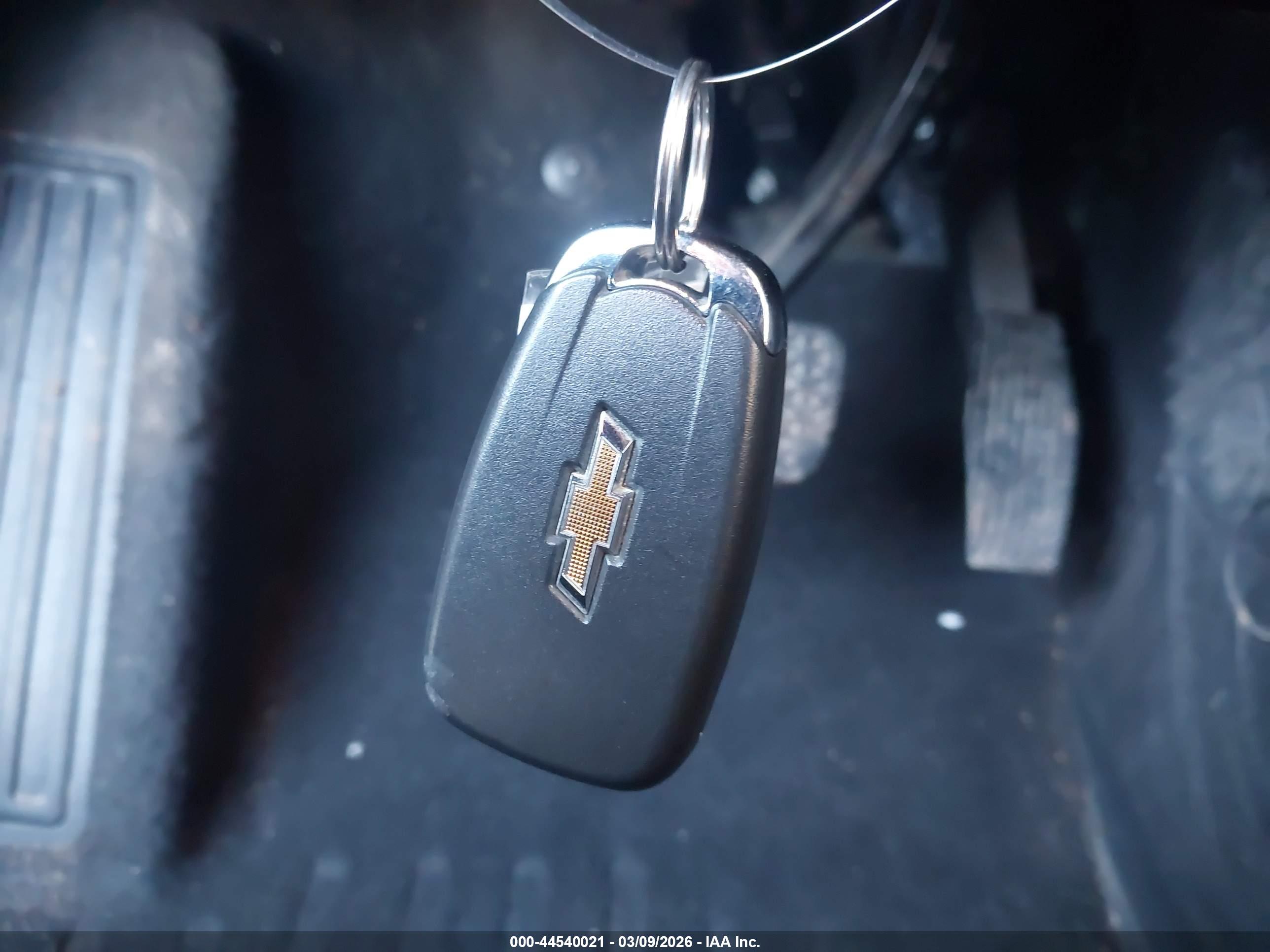 CHEVROLET EQUINOX image 11