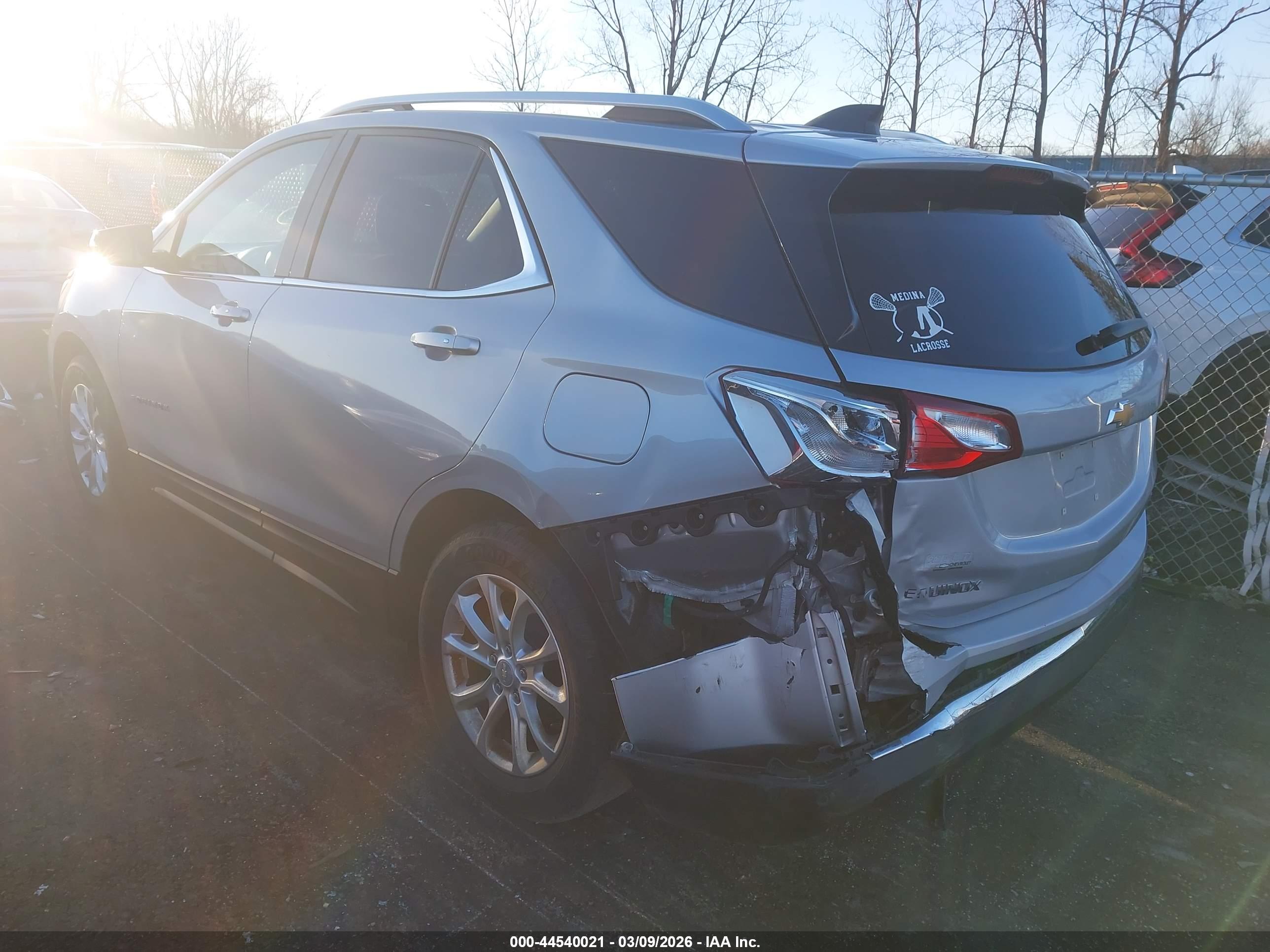 CHEVROLET EQUINOX image 3