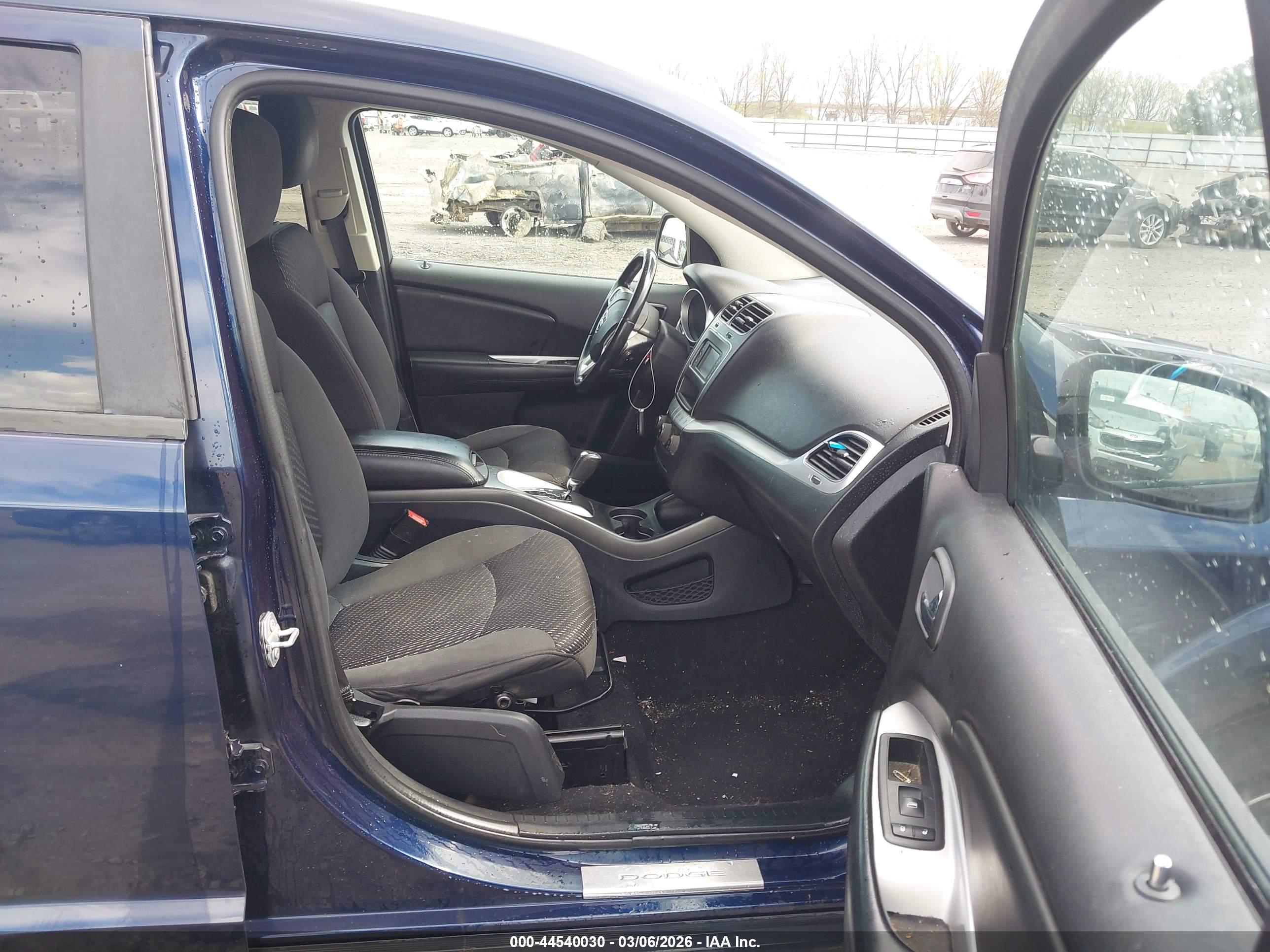 DODGE JOURNEY image 5