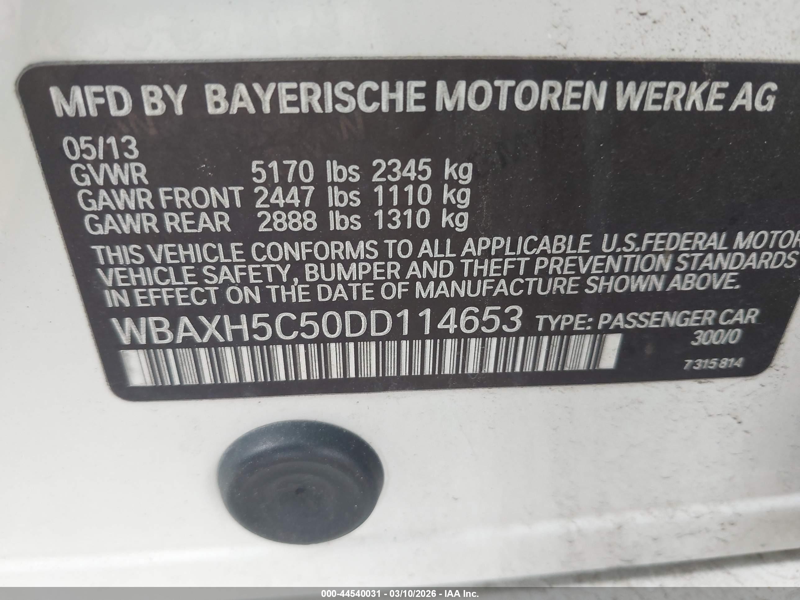 BMW 528I image 9