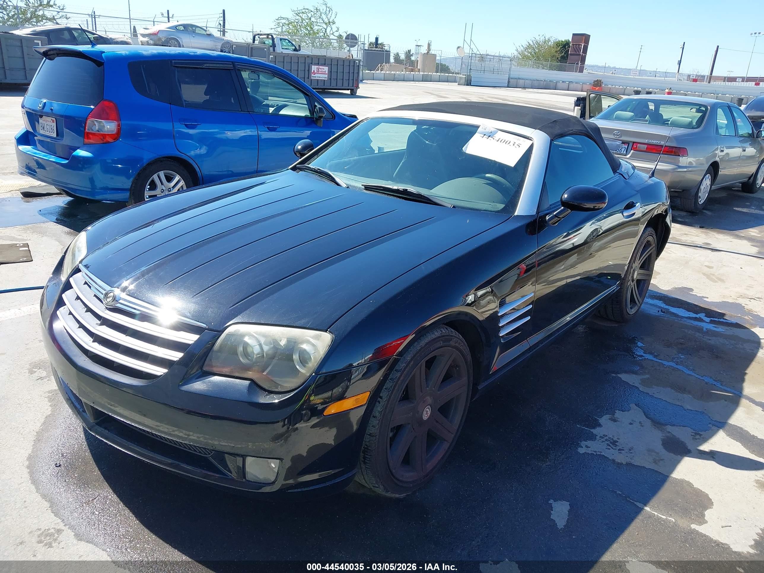 CHRYSLER CROSSFIRE image 2