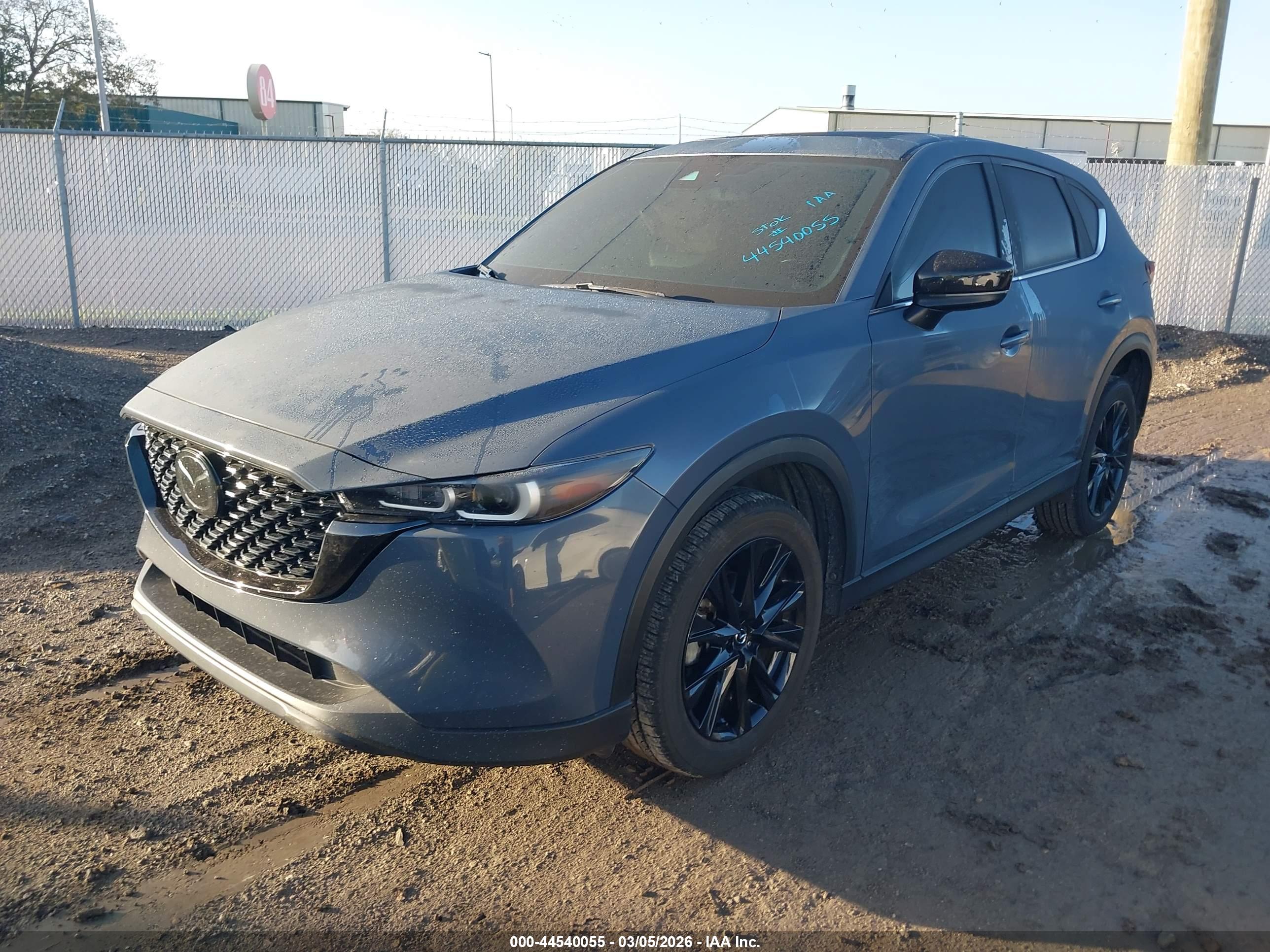 MAZDA CX-5 image 2