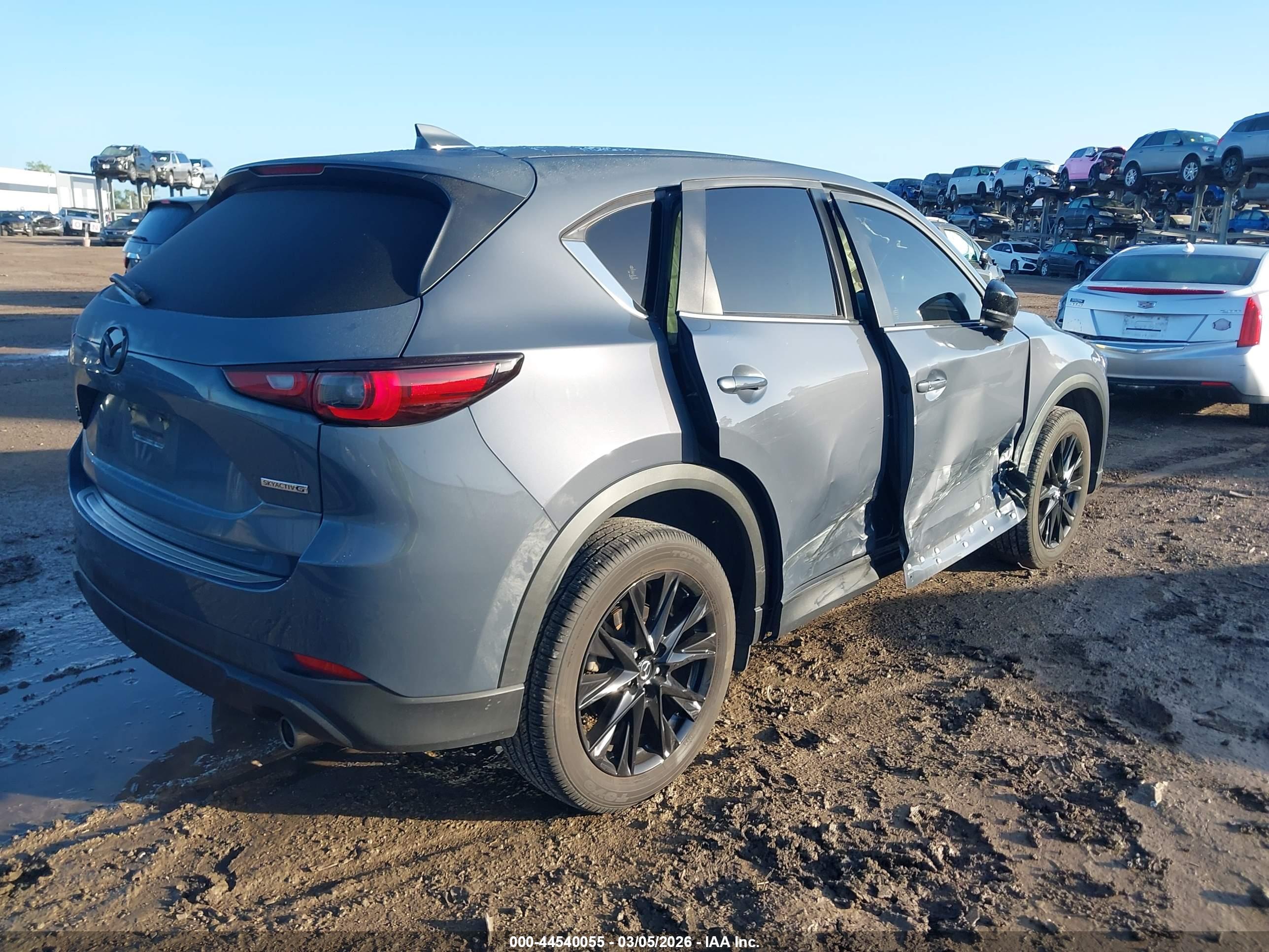 MAZDA CX-5 image 4