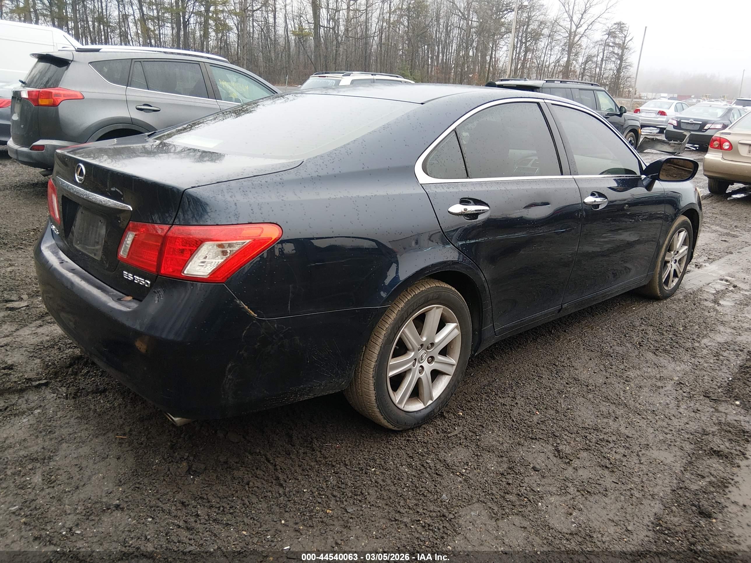 LEXUS ES image 4