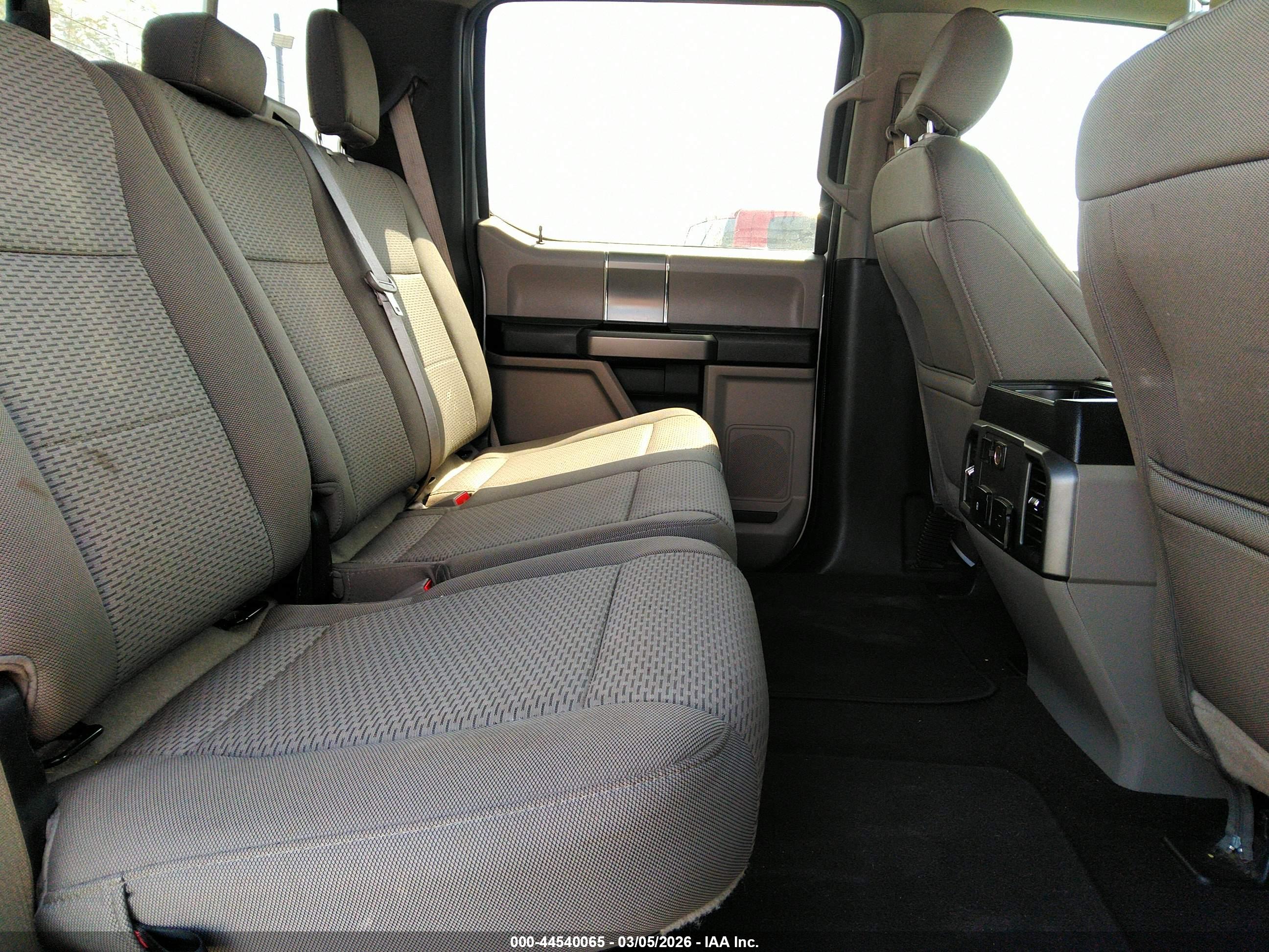 FORD F-150 image 8