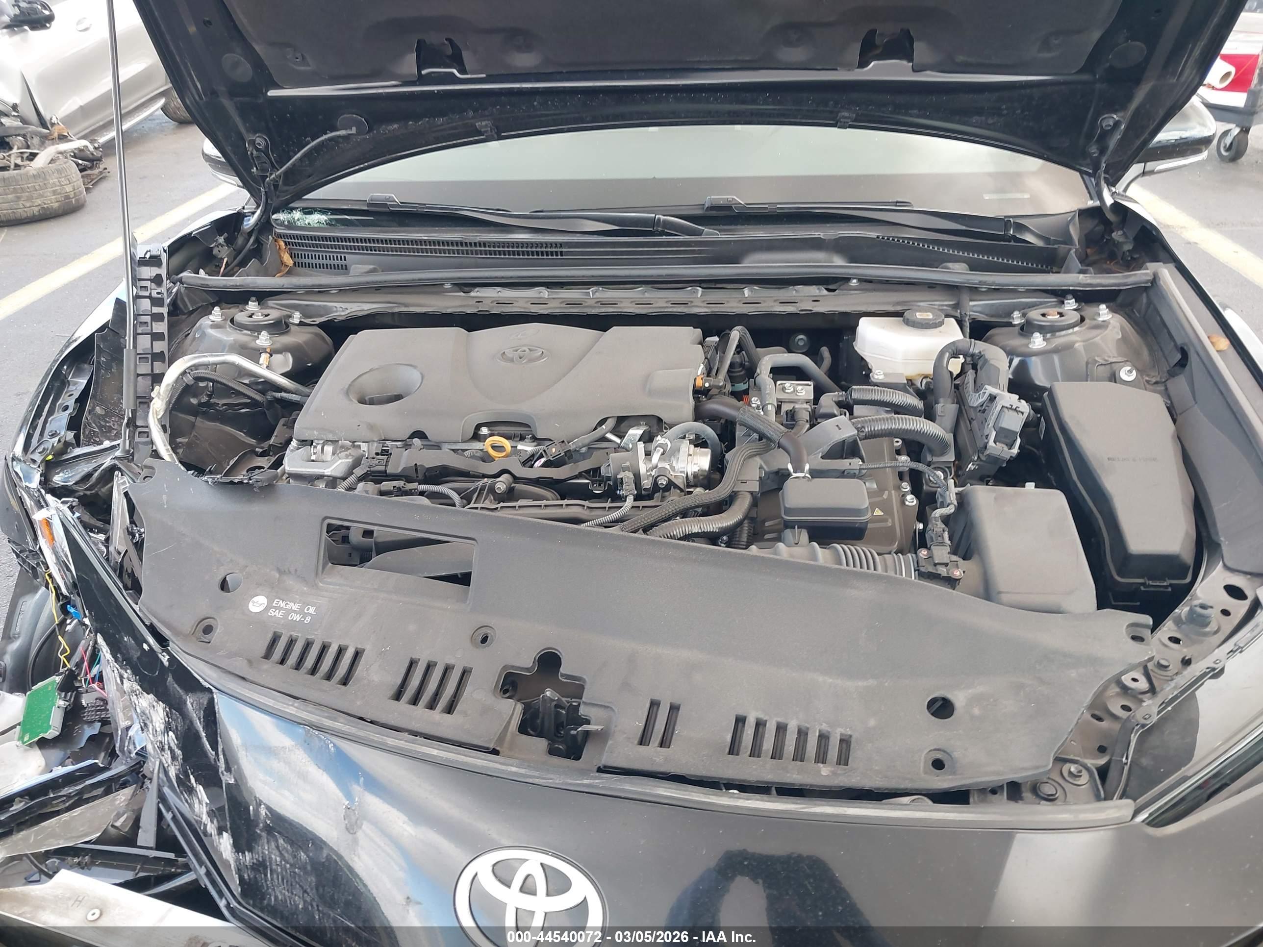 TOYOTA CAMRY image 10