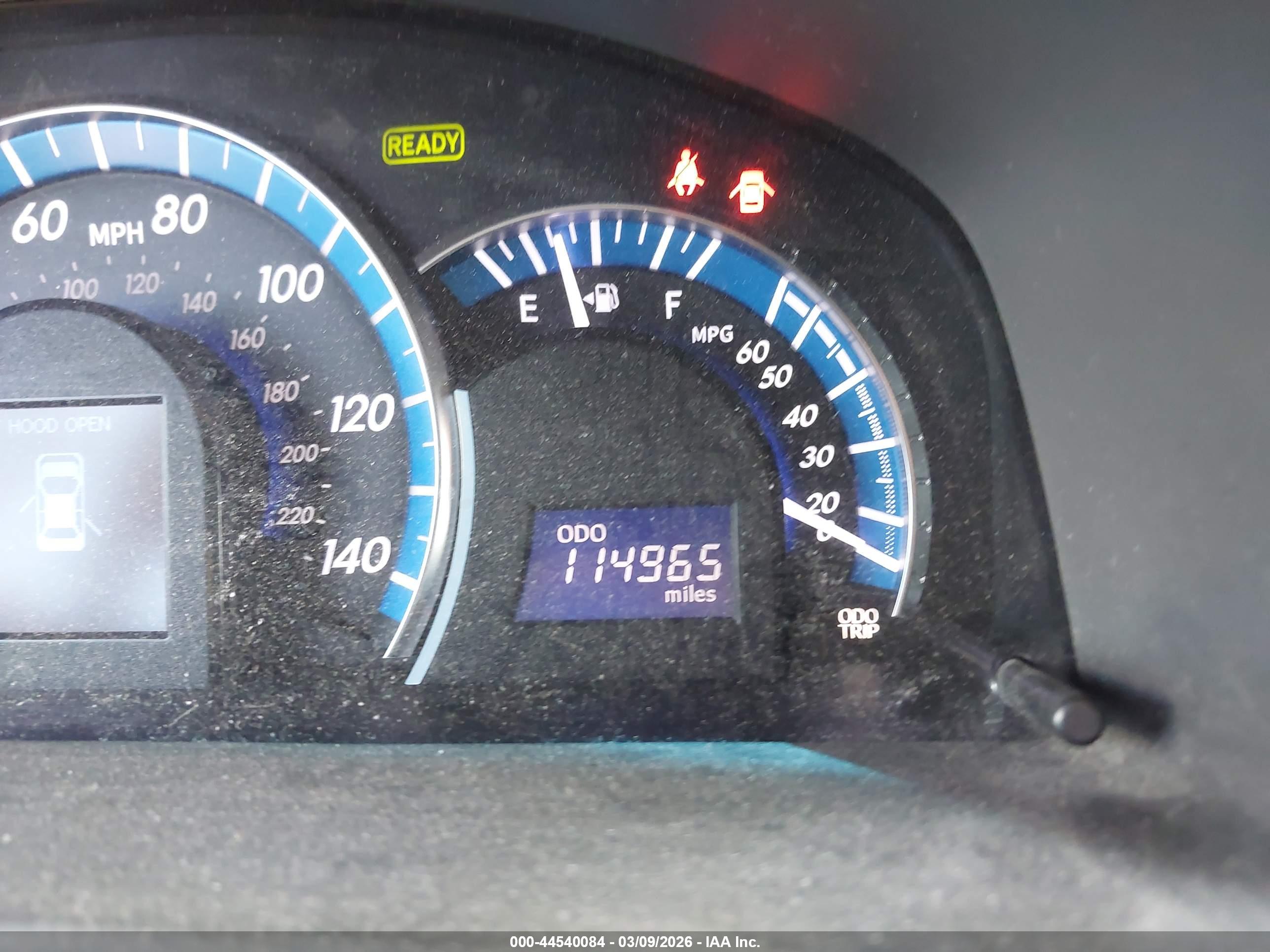 TOYOTA CAMRY image 7