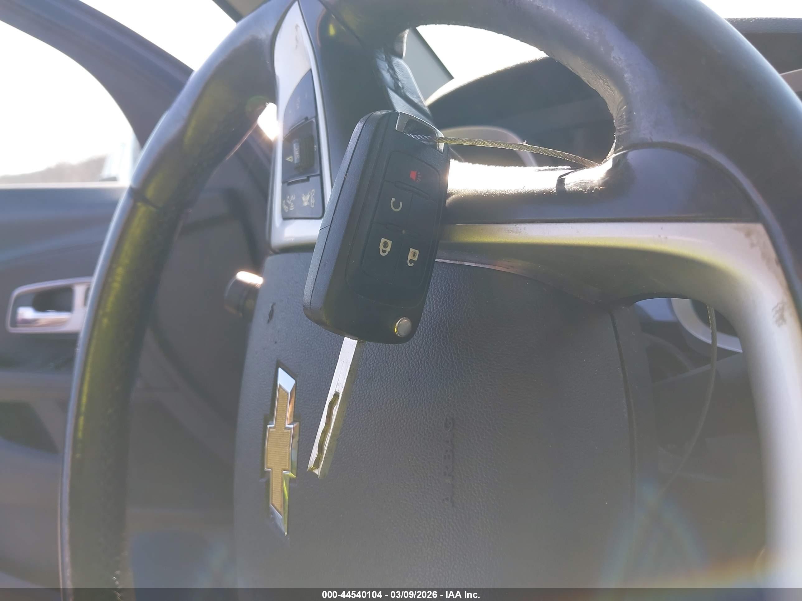 CHEVROLET EQUINOX image 11