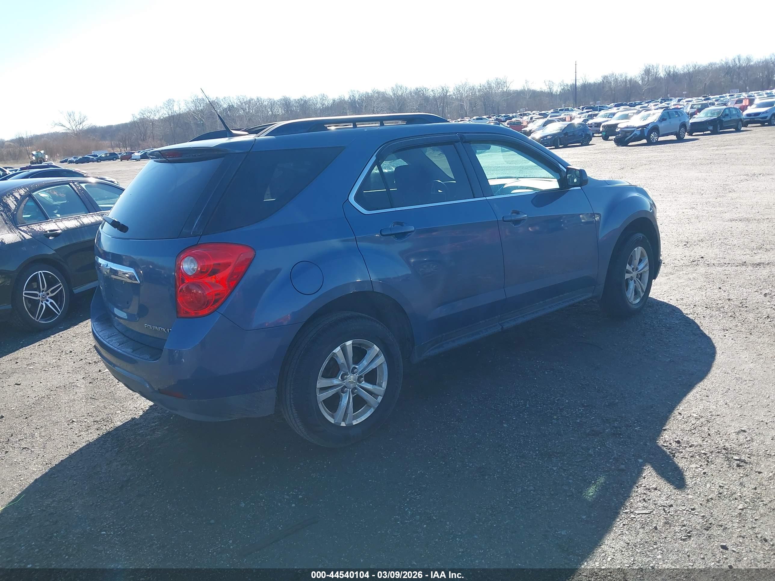 CHEVROLET EQUINOX image 4