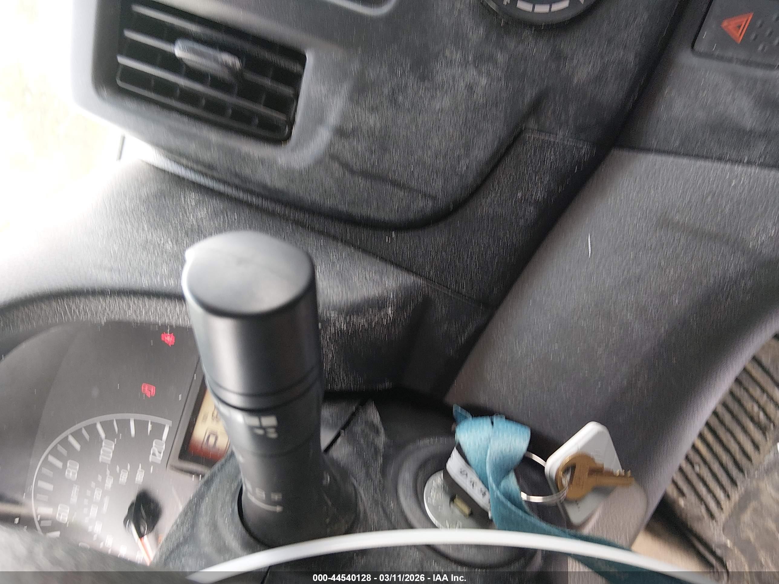 NISSAN NV200 image 11