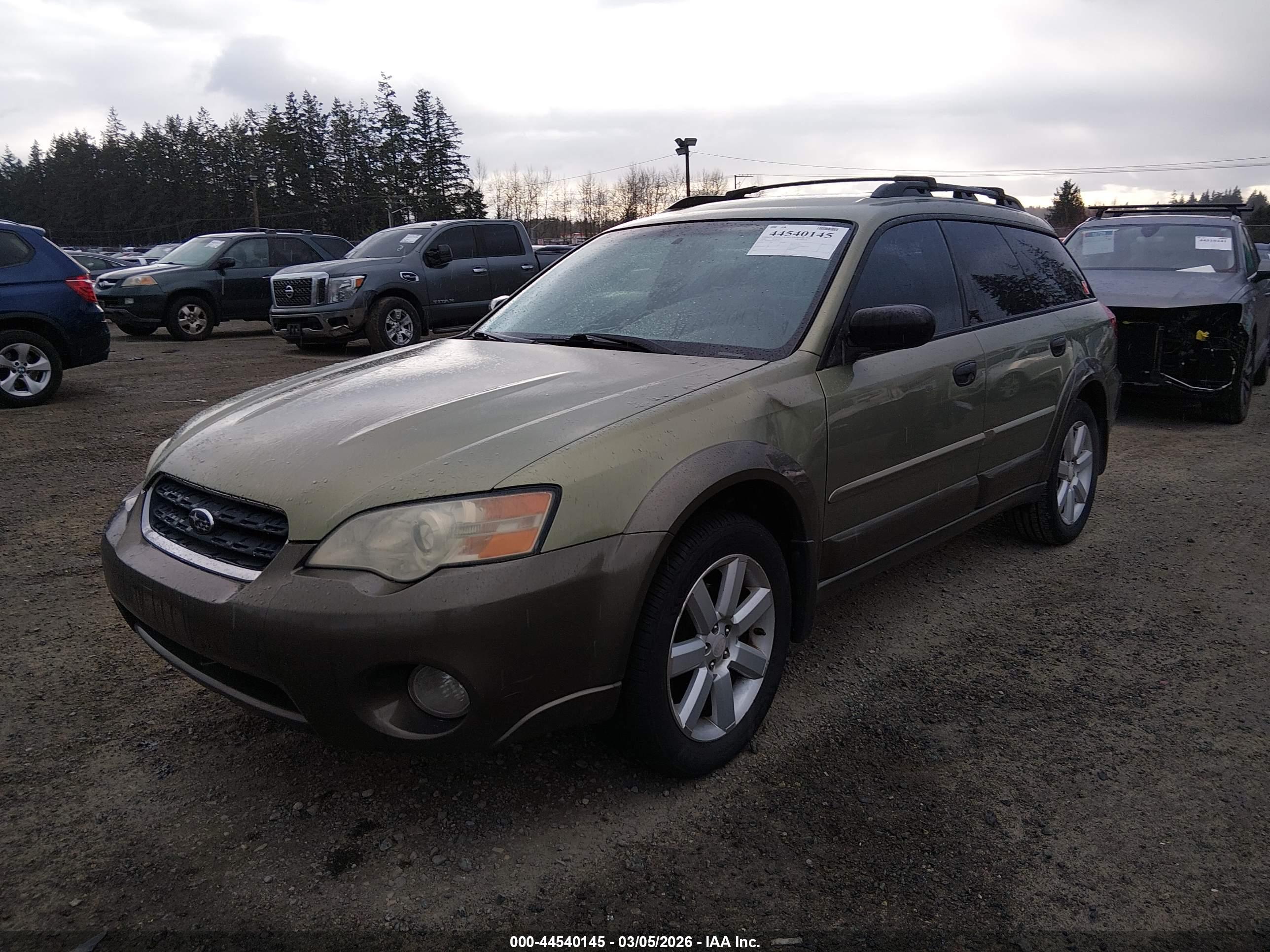 SUBARU OUTBACK image 2