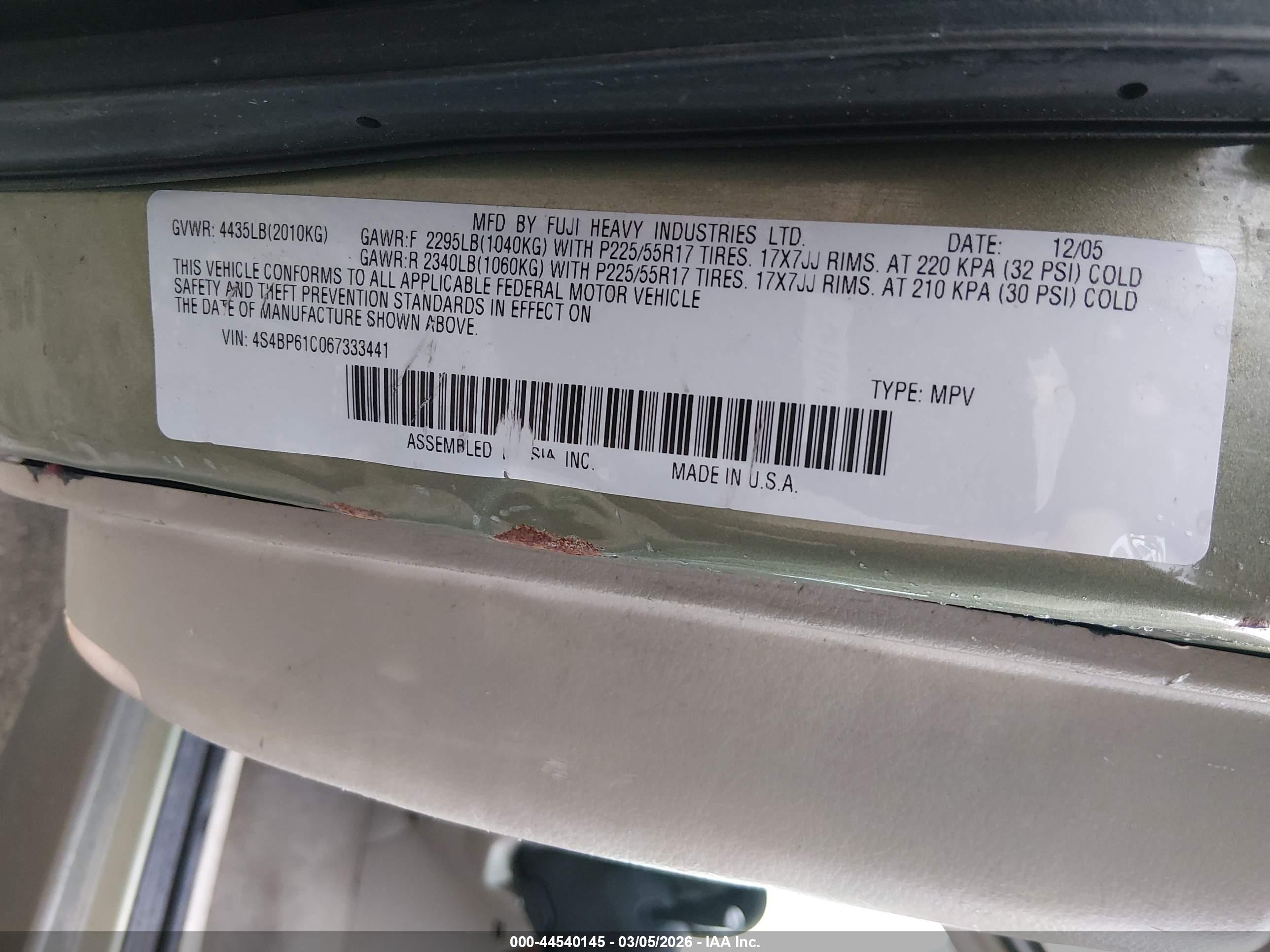 SUBARU OUTBACK image 9