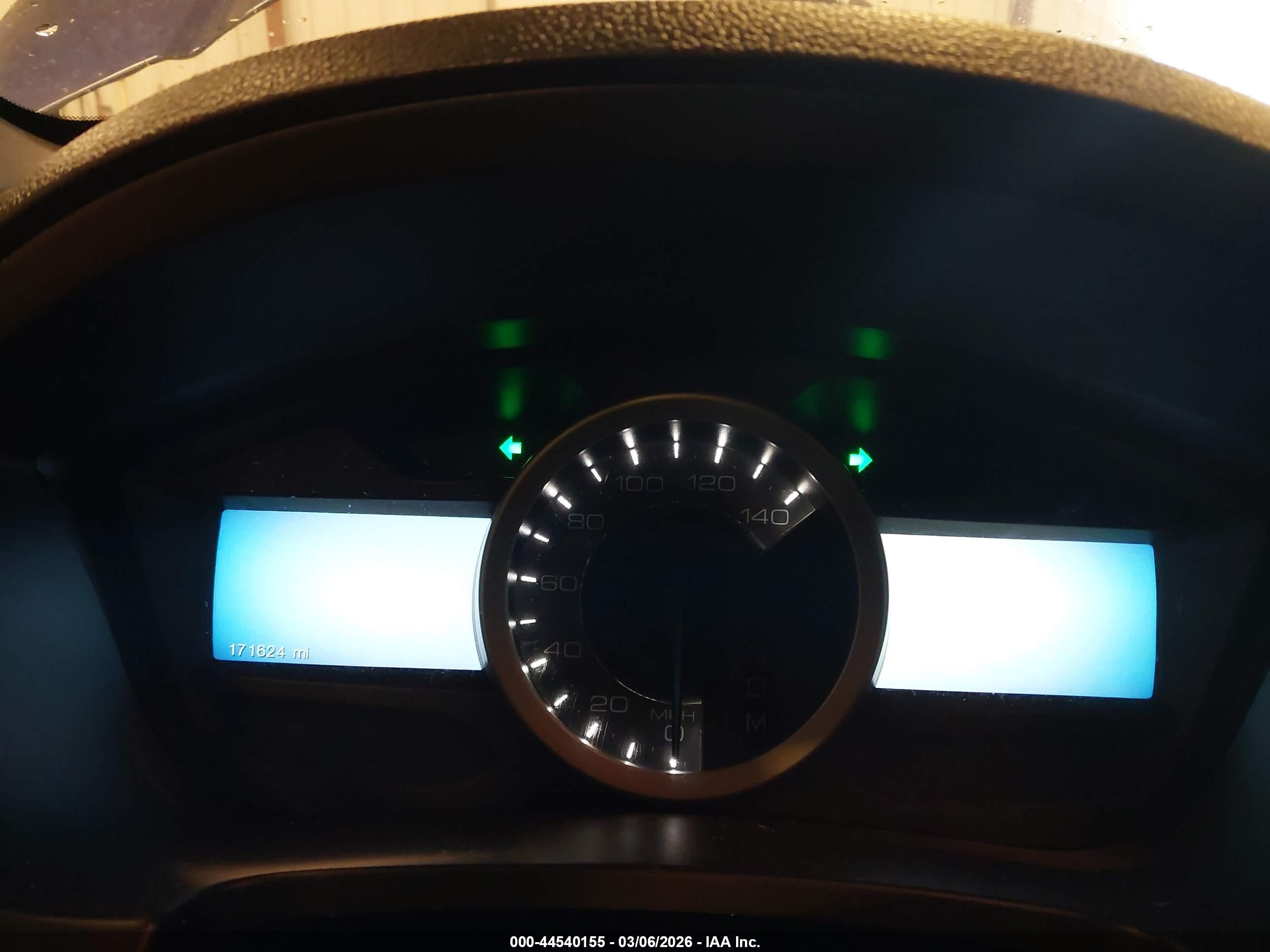FORD EXPLORER image 7