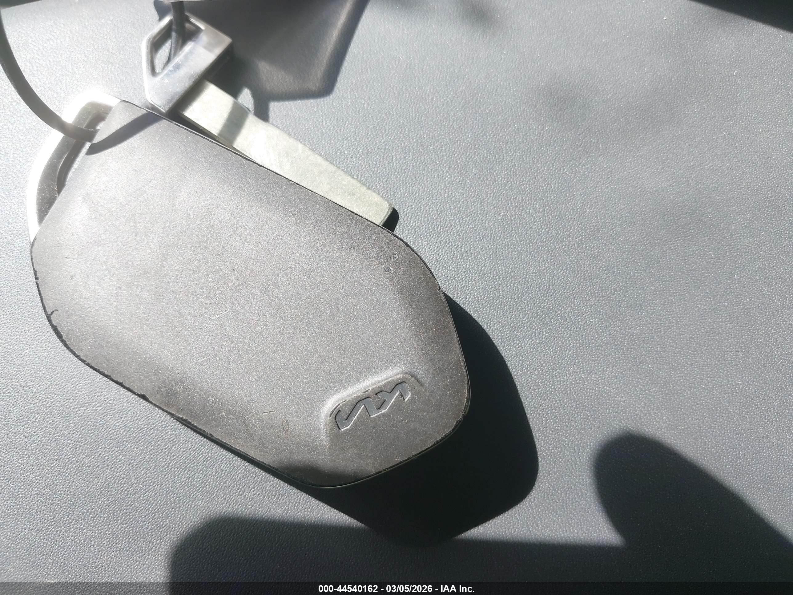 KIA K4 image 11