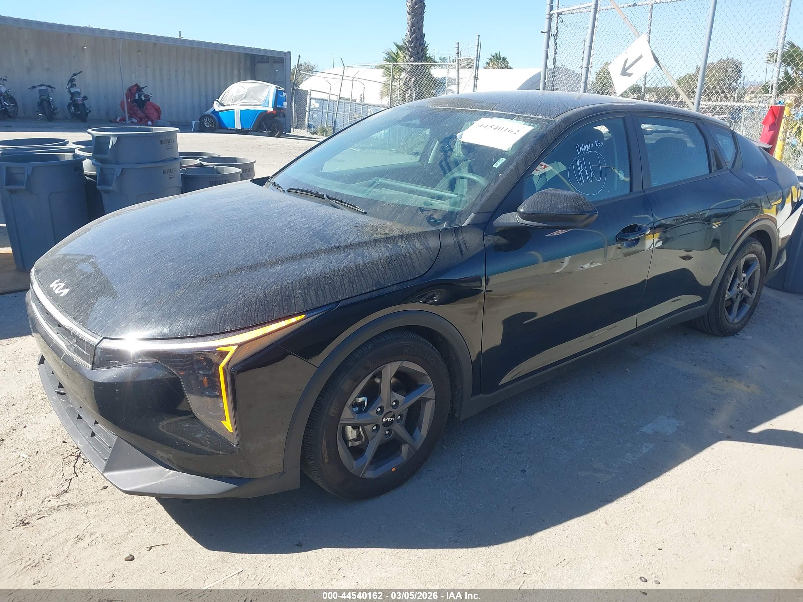 KIA K4 image 2