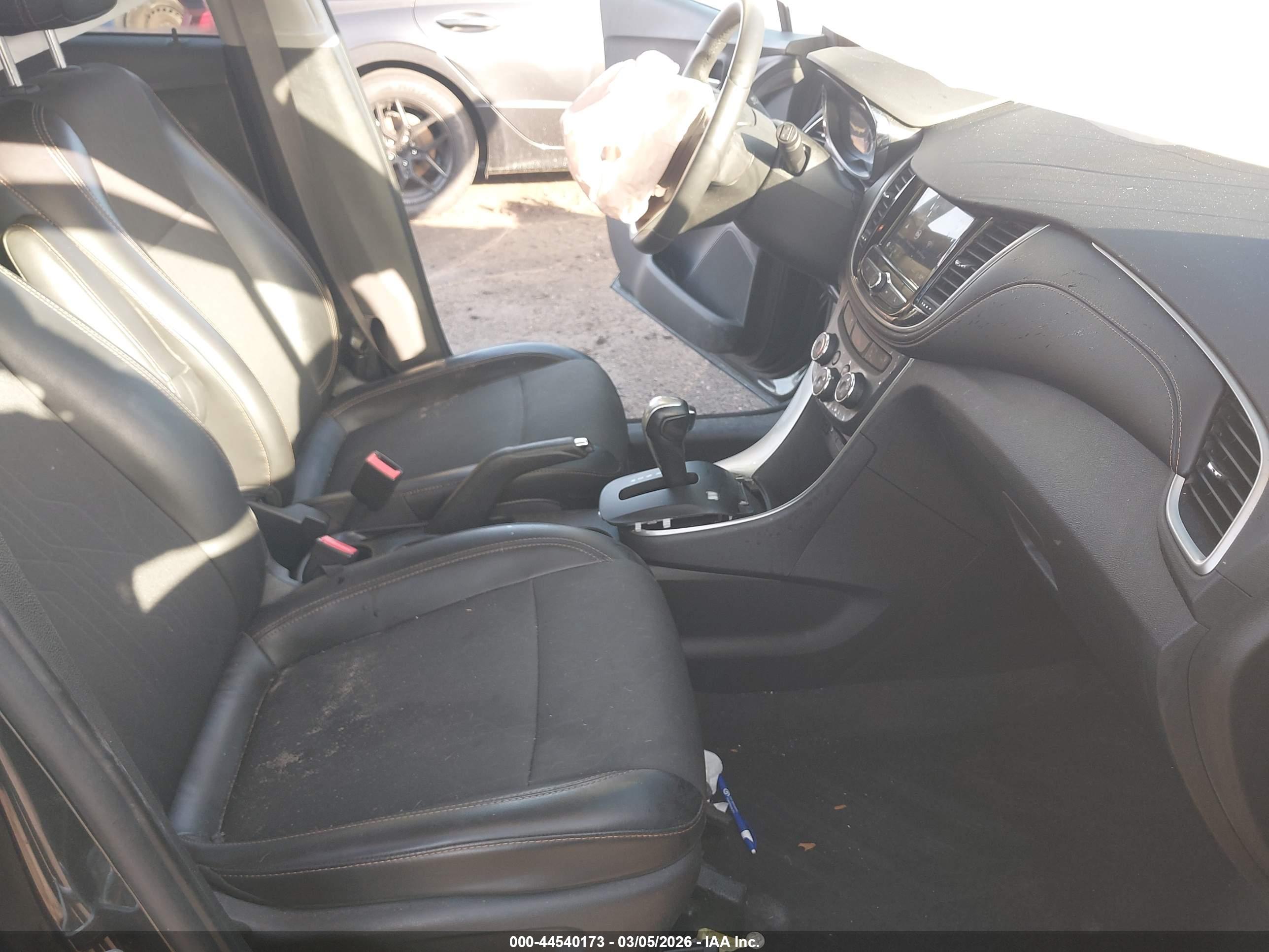 CHEVROLET TRAX image 5
