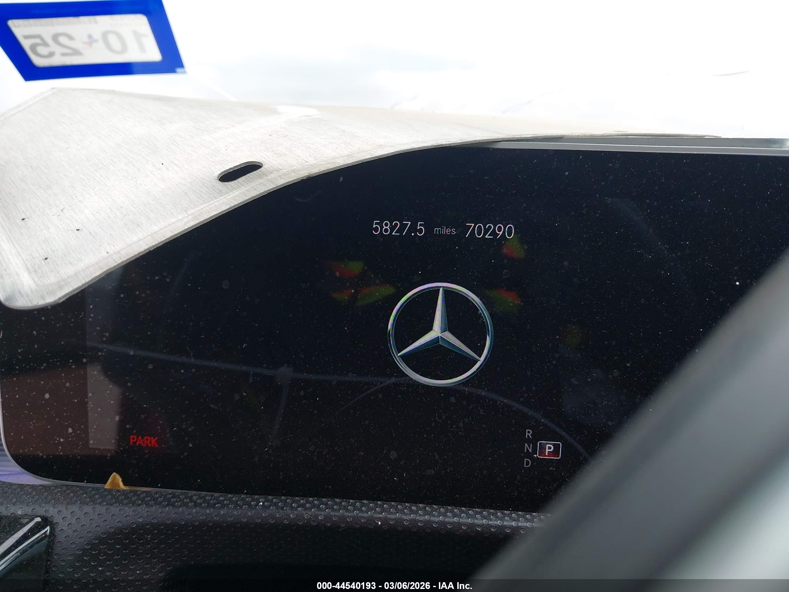 MERCEDES-BENZ CLA image 7