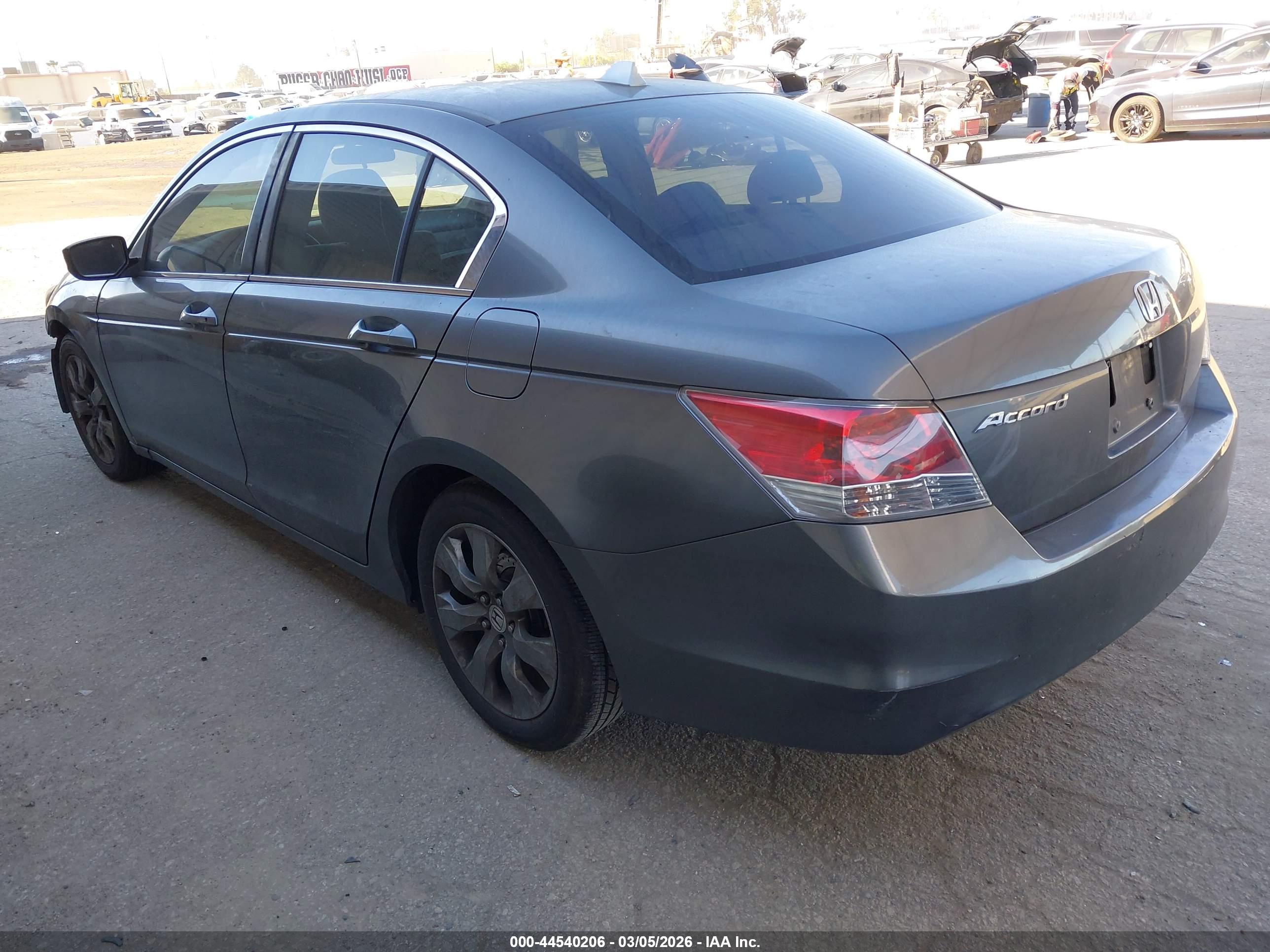 HONDA ACCORD image 3