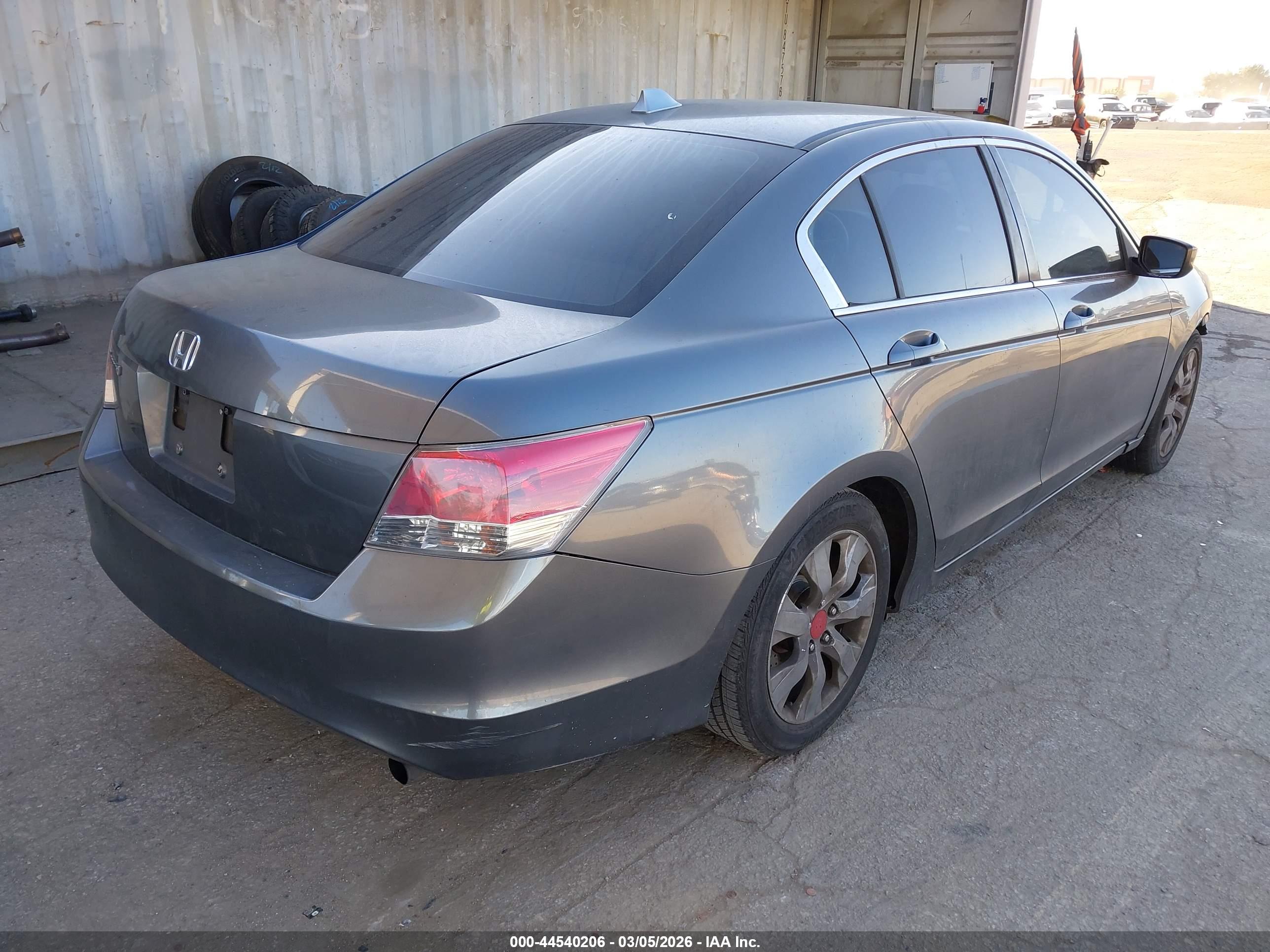 HONDA ACCORD image 4