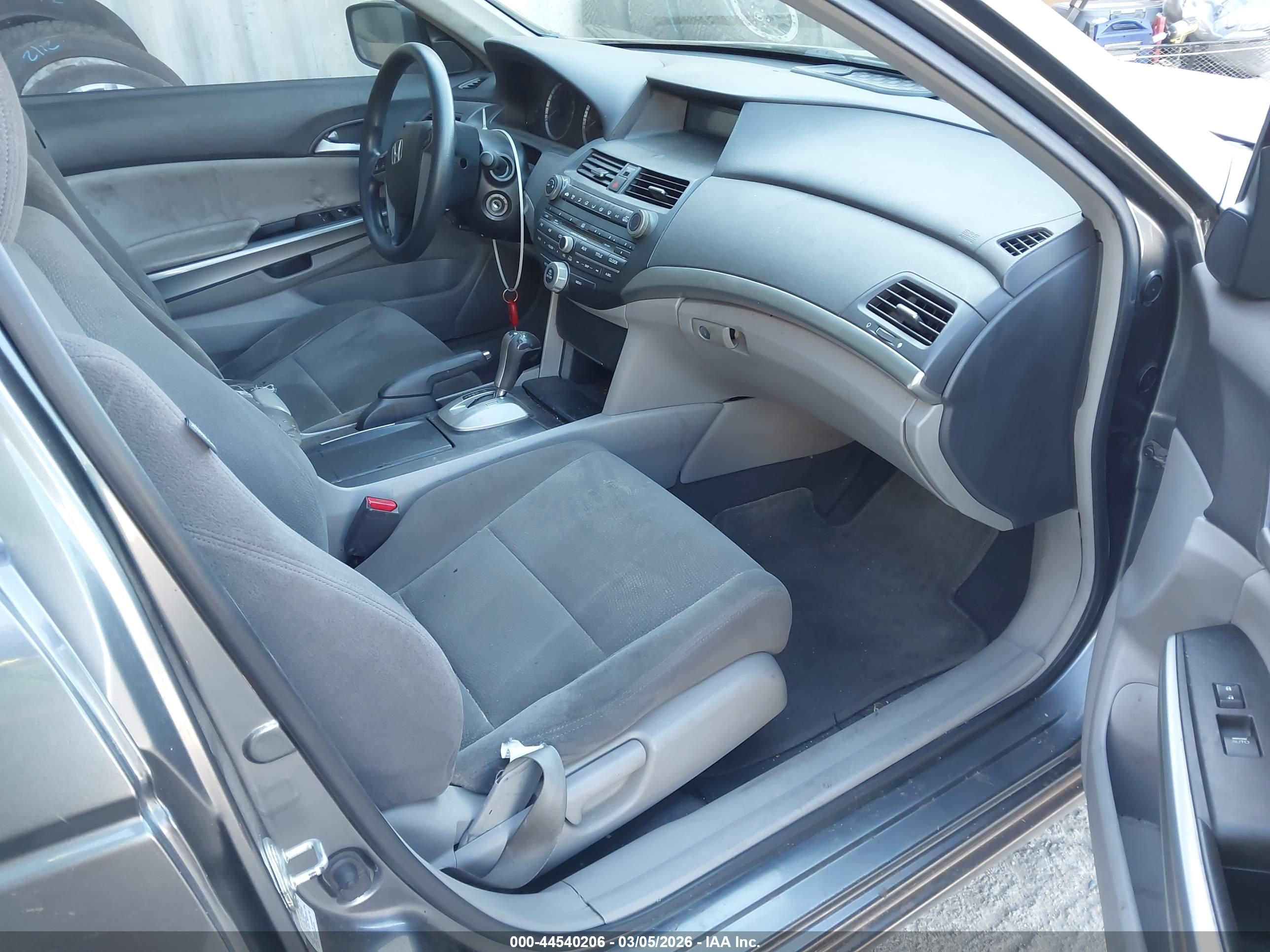 HONDA ACCORD image 5
