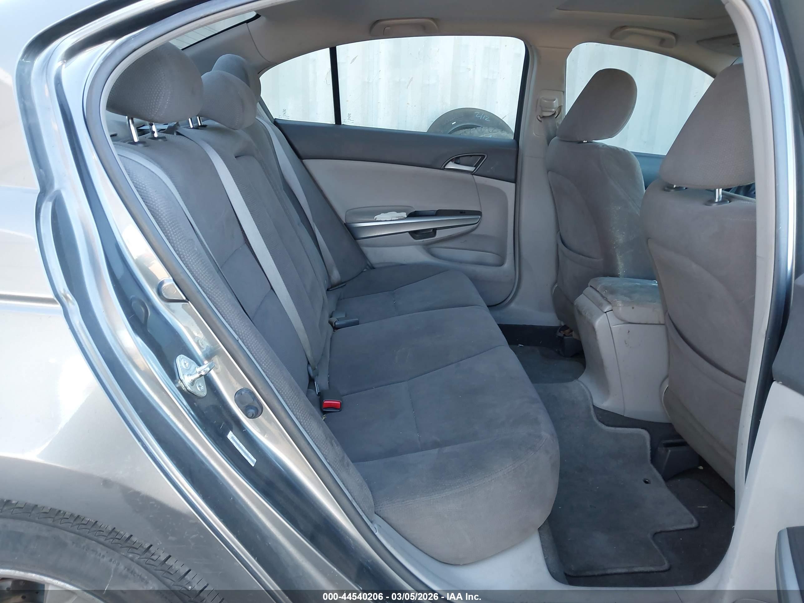 HONDA ACCORD image 8