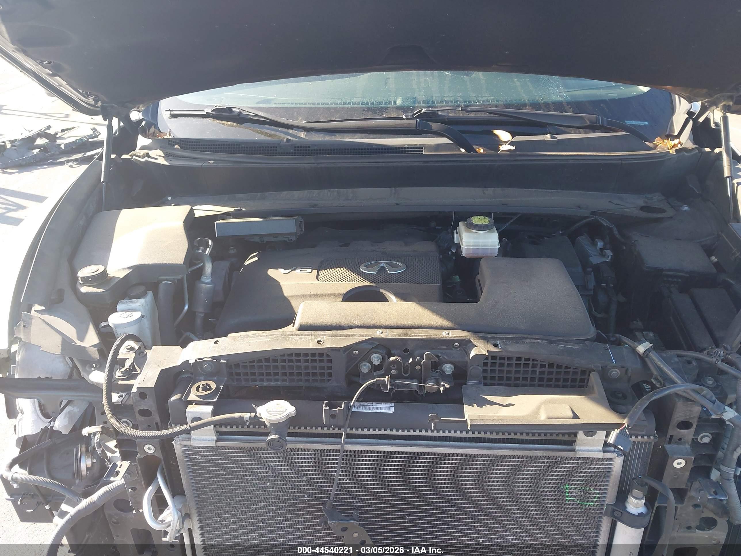 INFINITI QX60 image 10