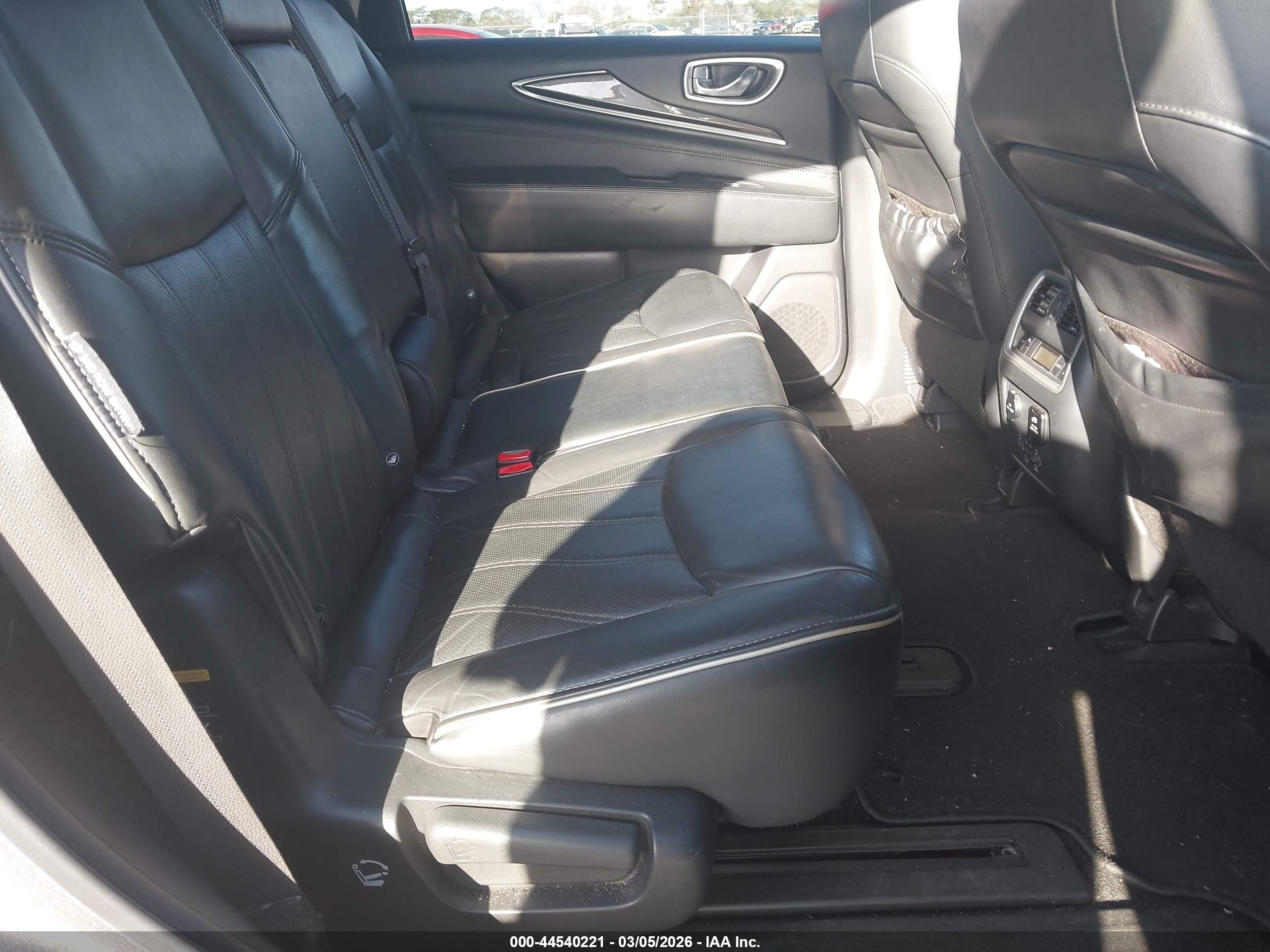 INFINITI QX60 image 8