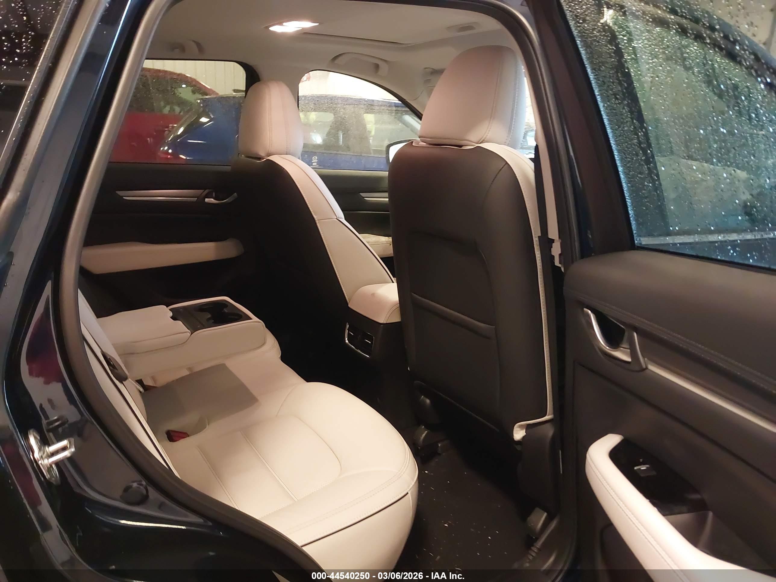 MAZDA CX-5 image 8