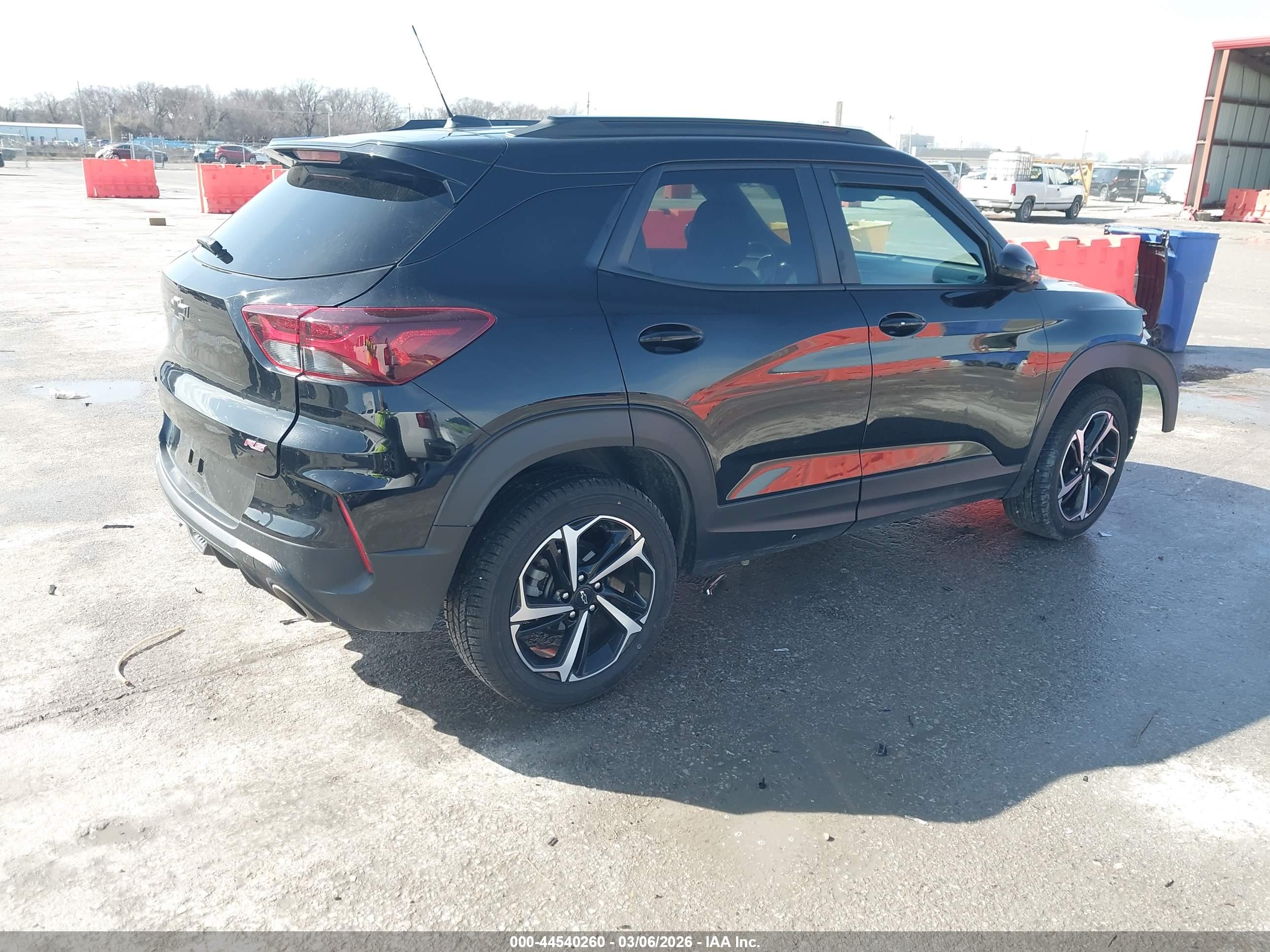 CHEVROLET TRAILBLAZER image 4