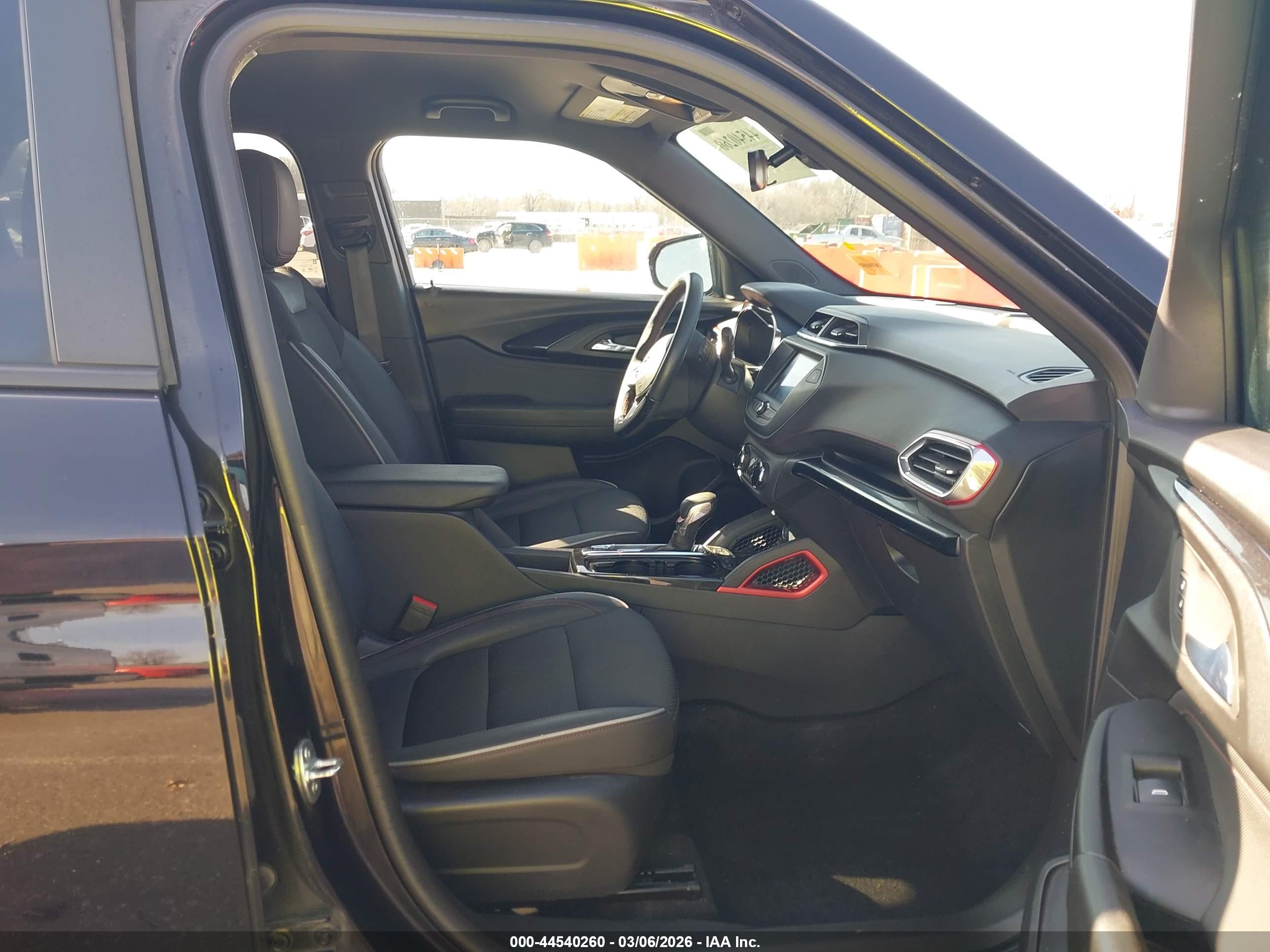 CHEVROLET TRAILBLAZER image 5