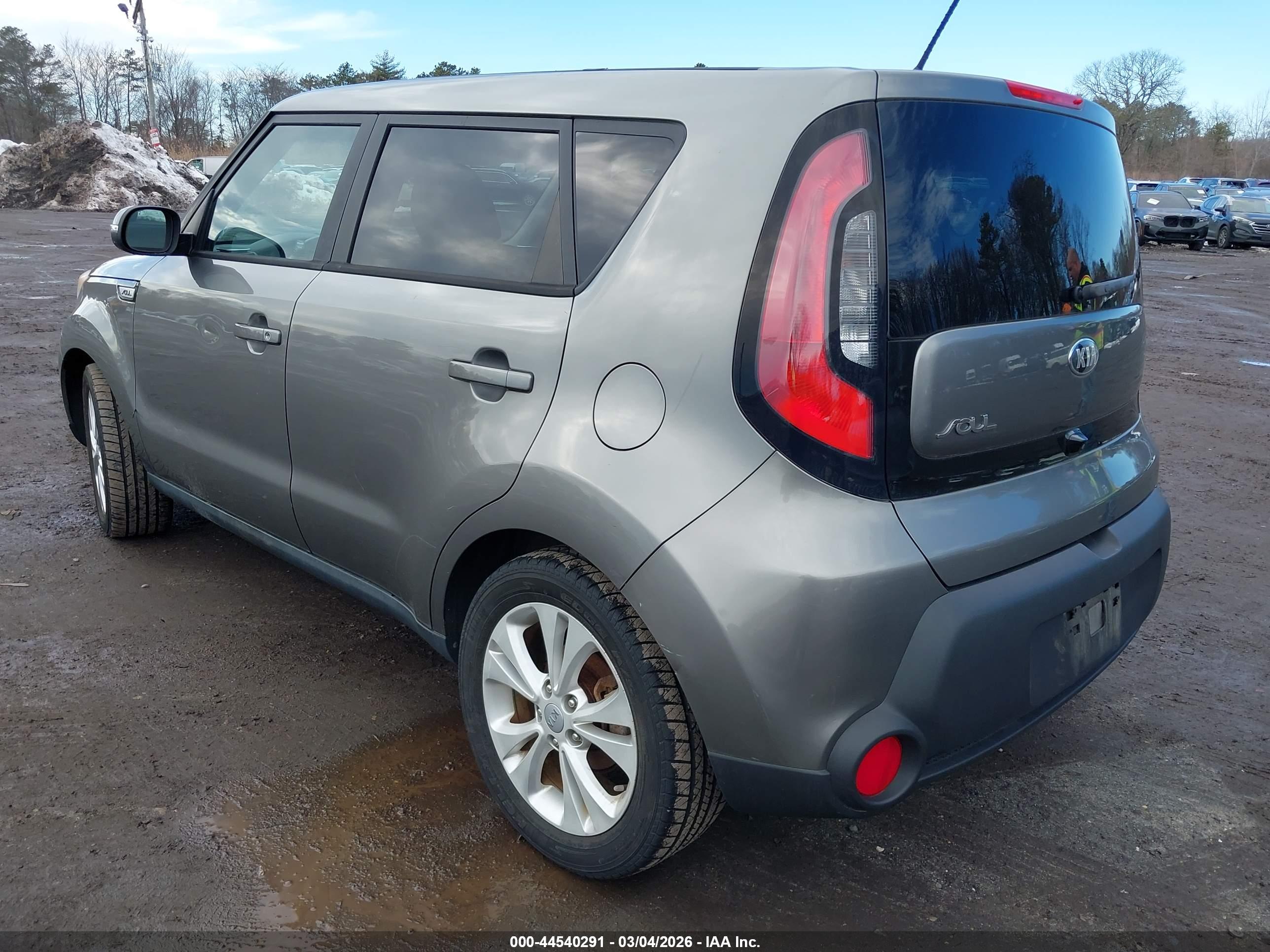 KIA SOUL image 3