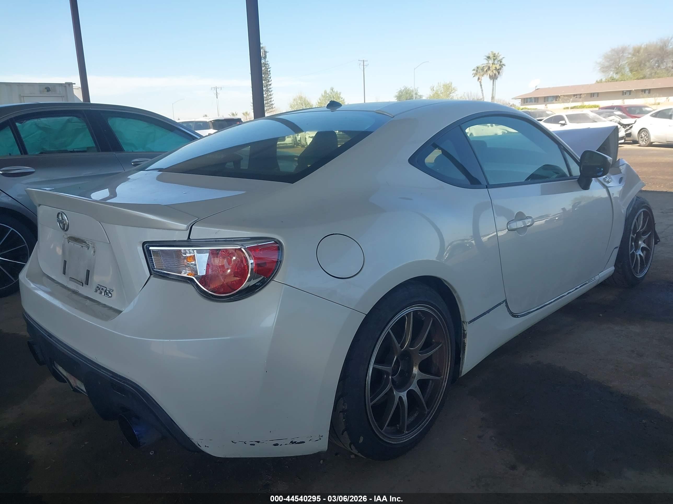 TOYOTA SCION image 4