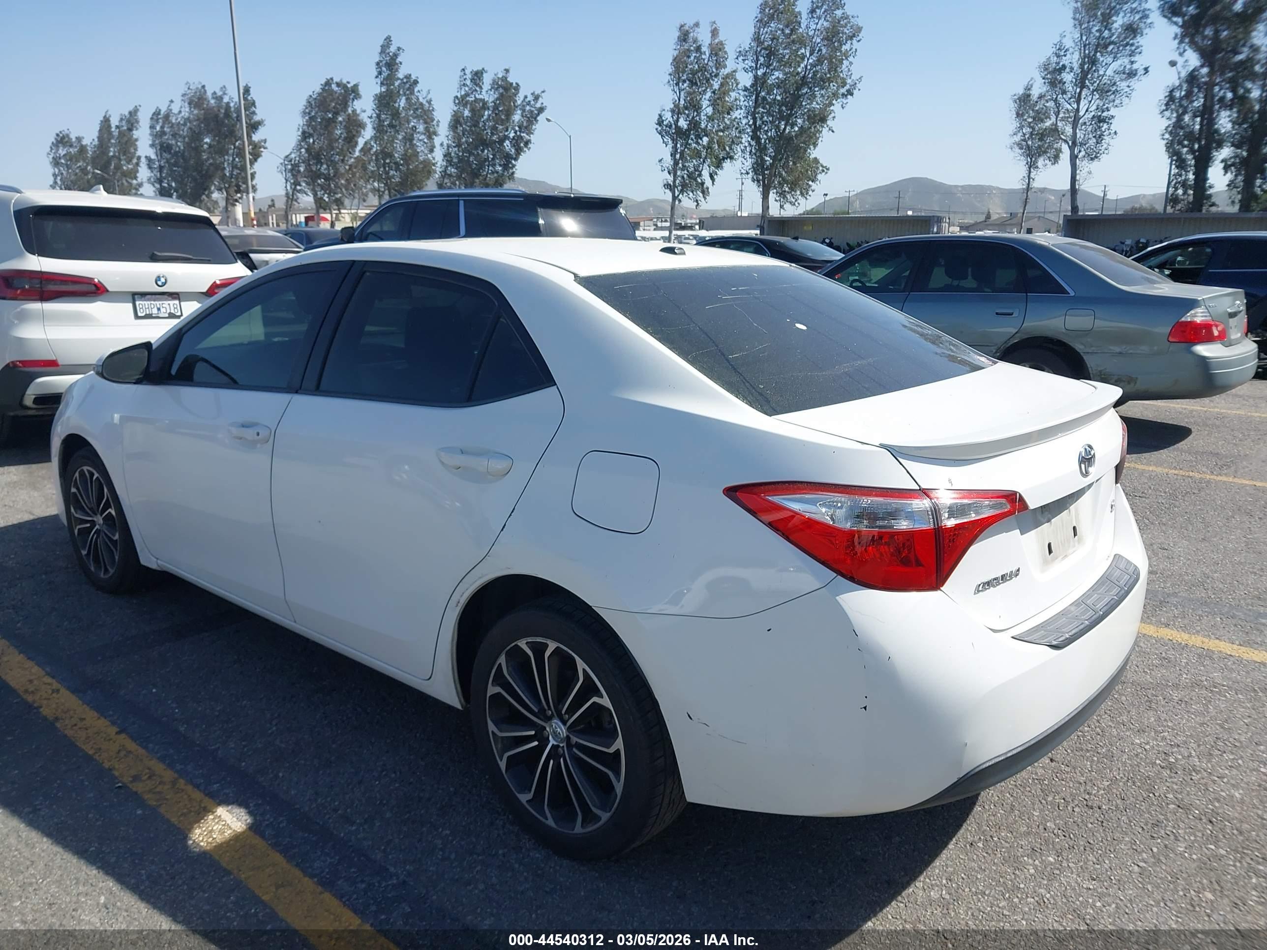 TOYOTA COROLLA image 3