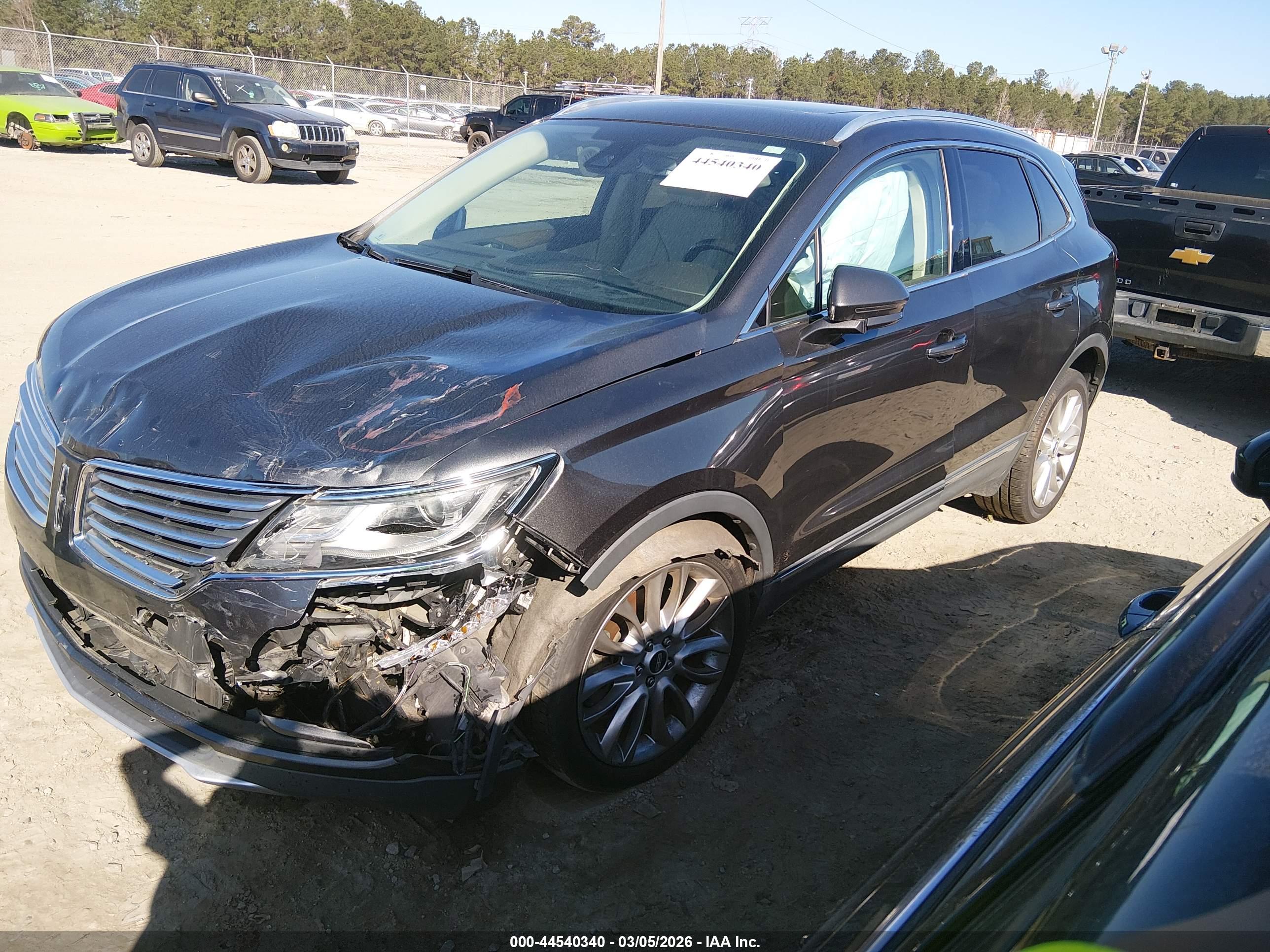LINCOLN MKC image 2