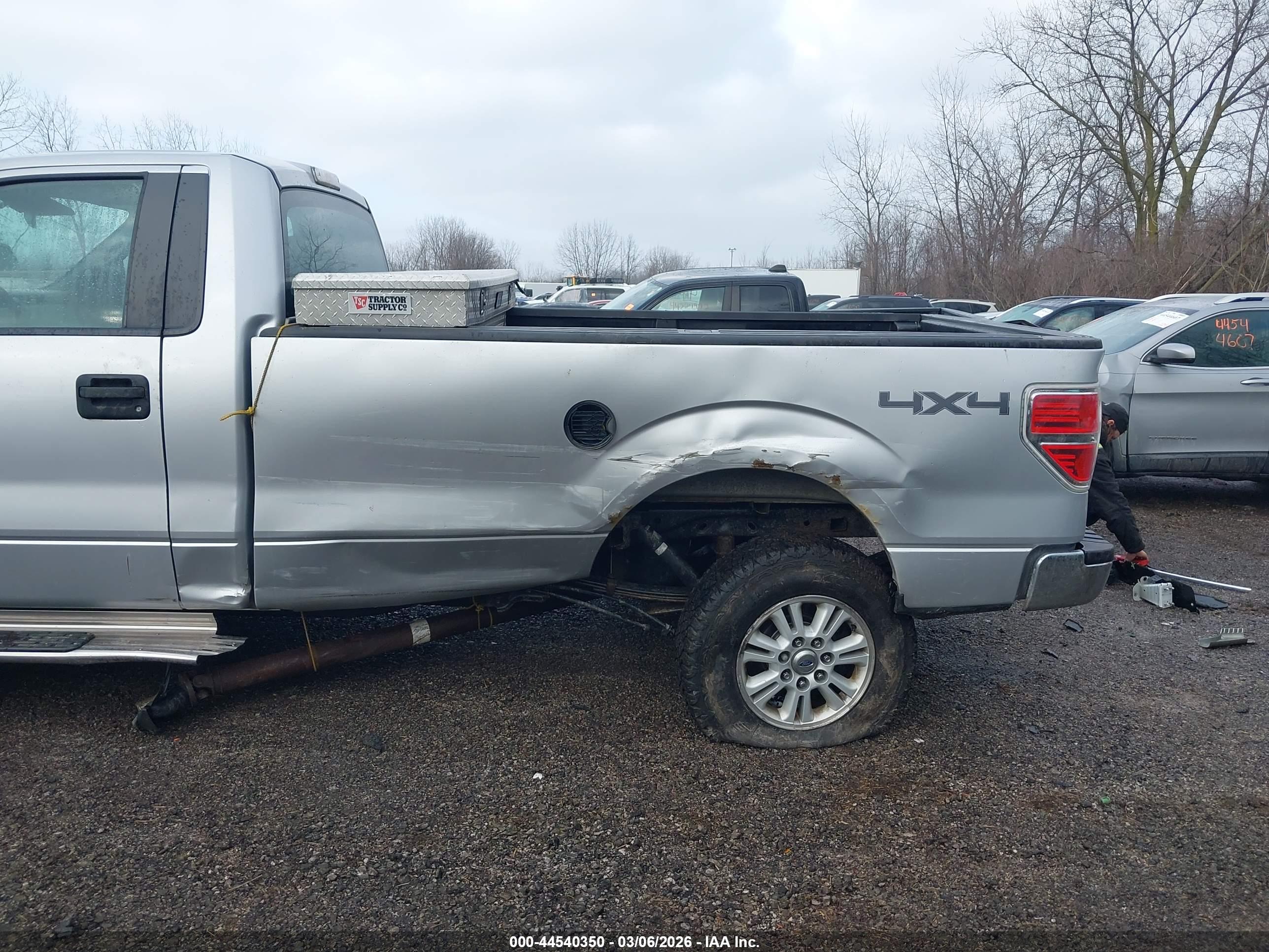 FORD F-150 image 6