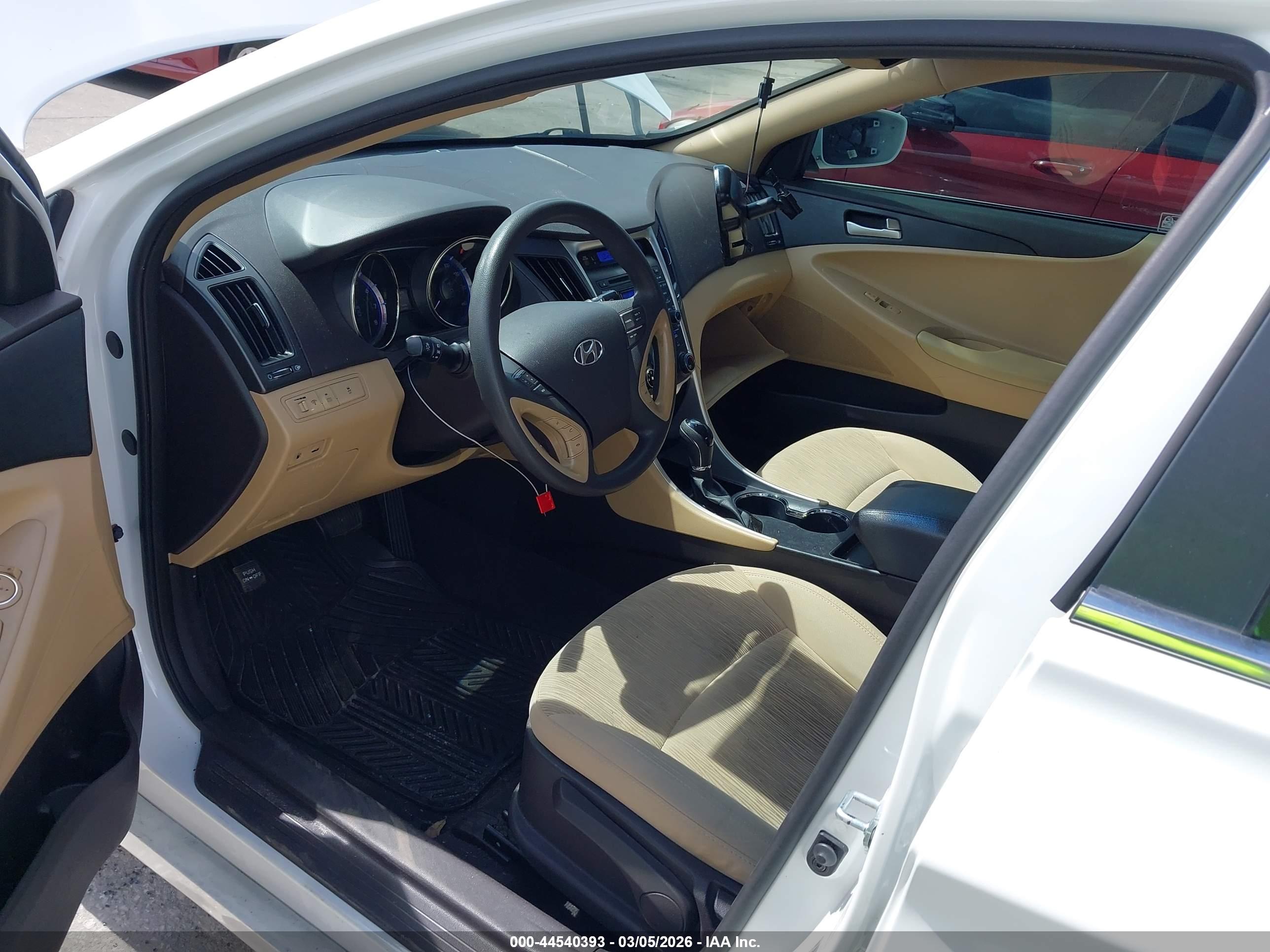 HYUNDAI SONATA image 5