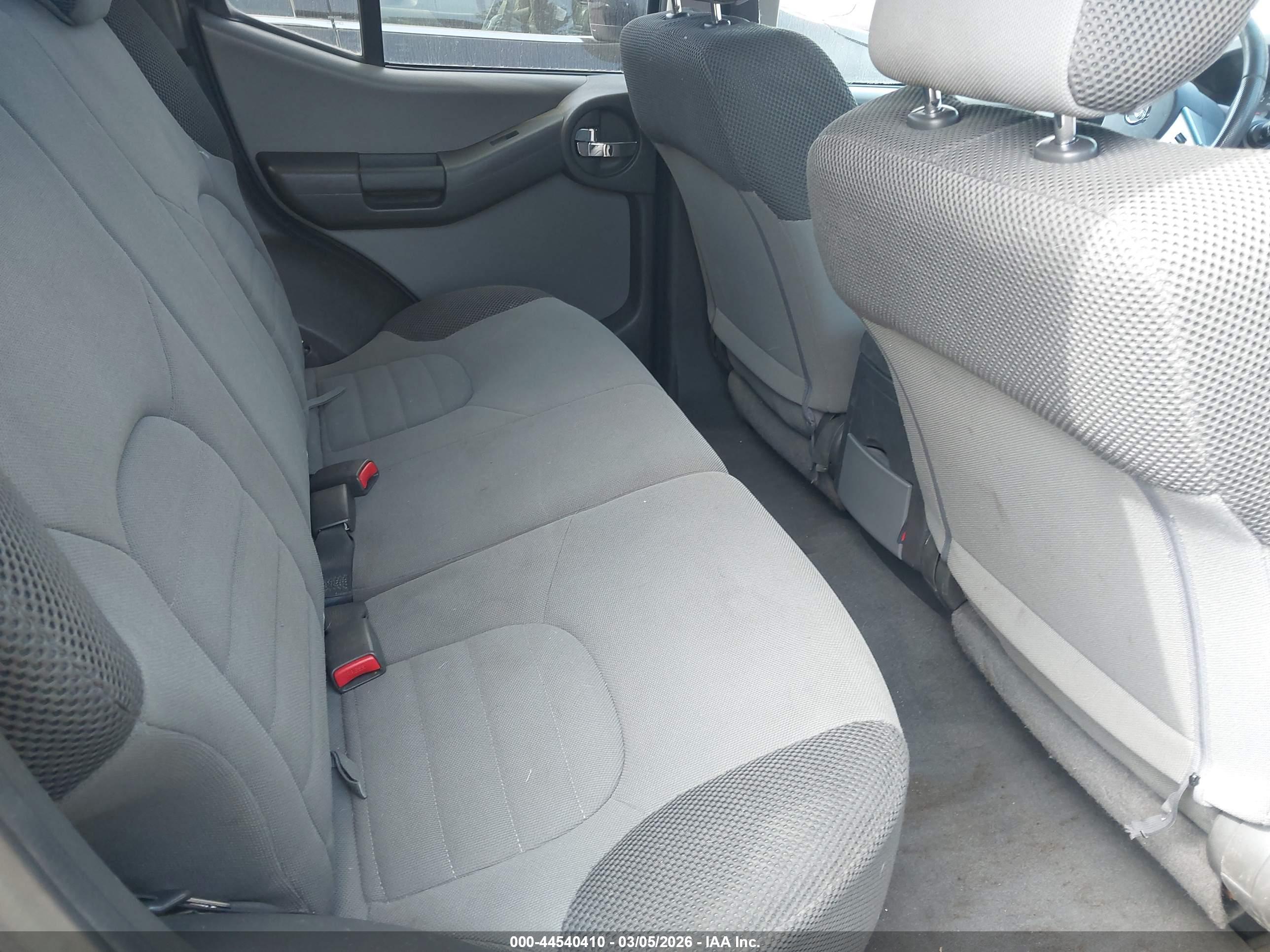 NISSAN XTERRA image 8
