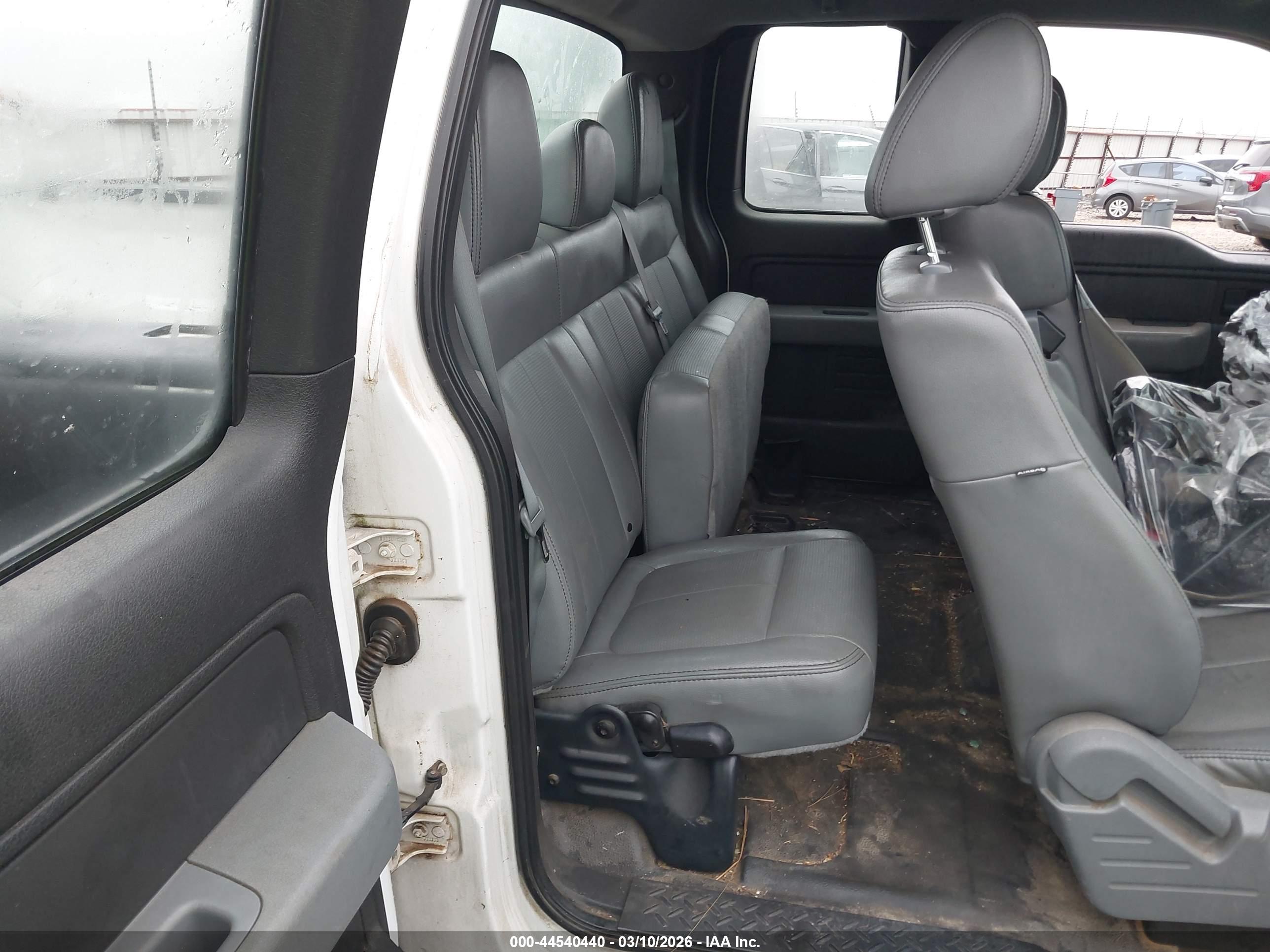 FORD F-150 image 8